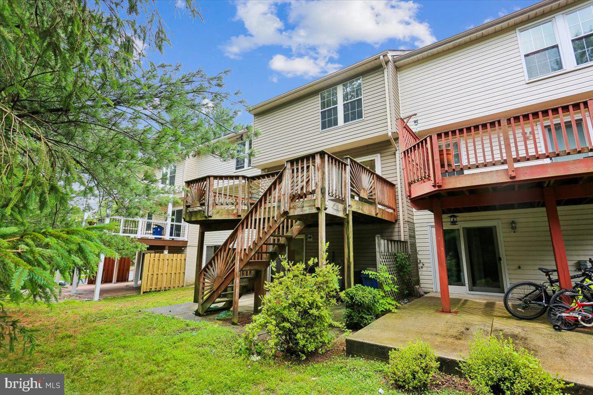 JAMES CREEK - Residential
