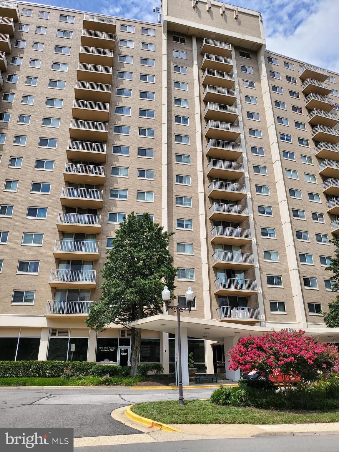 PARC EAST - Residential Lease