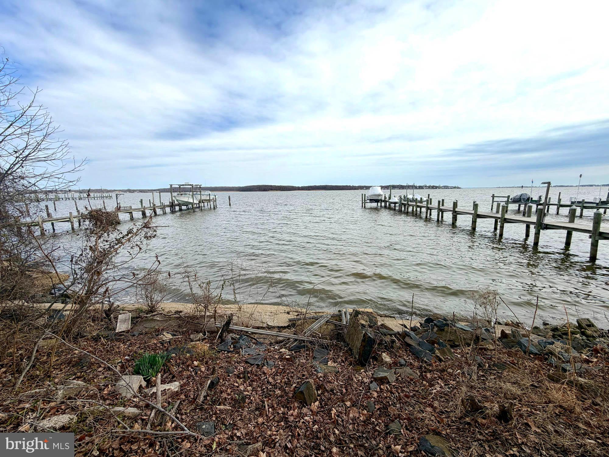 Owner’s sale of an improved waterfront property near Todd Point in eastern Baltimore County. Fronting approximately 50′ on the Back River, and with excellent views, the site makes an excellent renovation or new construction opportunity. The exceedingly convenient location has immediate access to the Chesapeake Bay from the water (4 mi.), and the Baltimore Beltway (I-695) via car or truck (1 mi.).