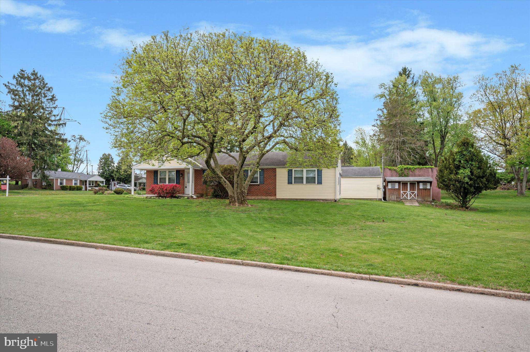 PLYMOUTH VALLEY - Residential