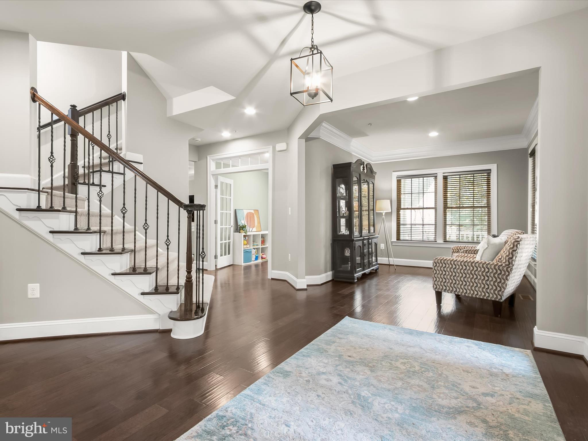 MAPLE LAWN - Residential