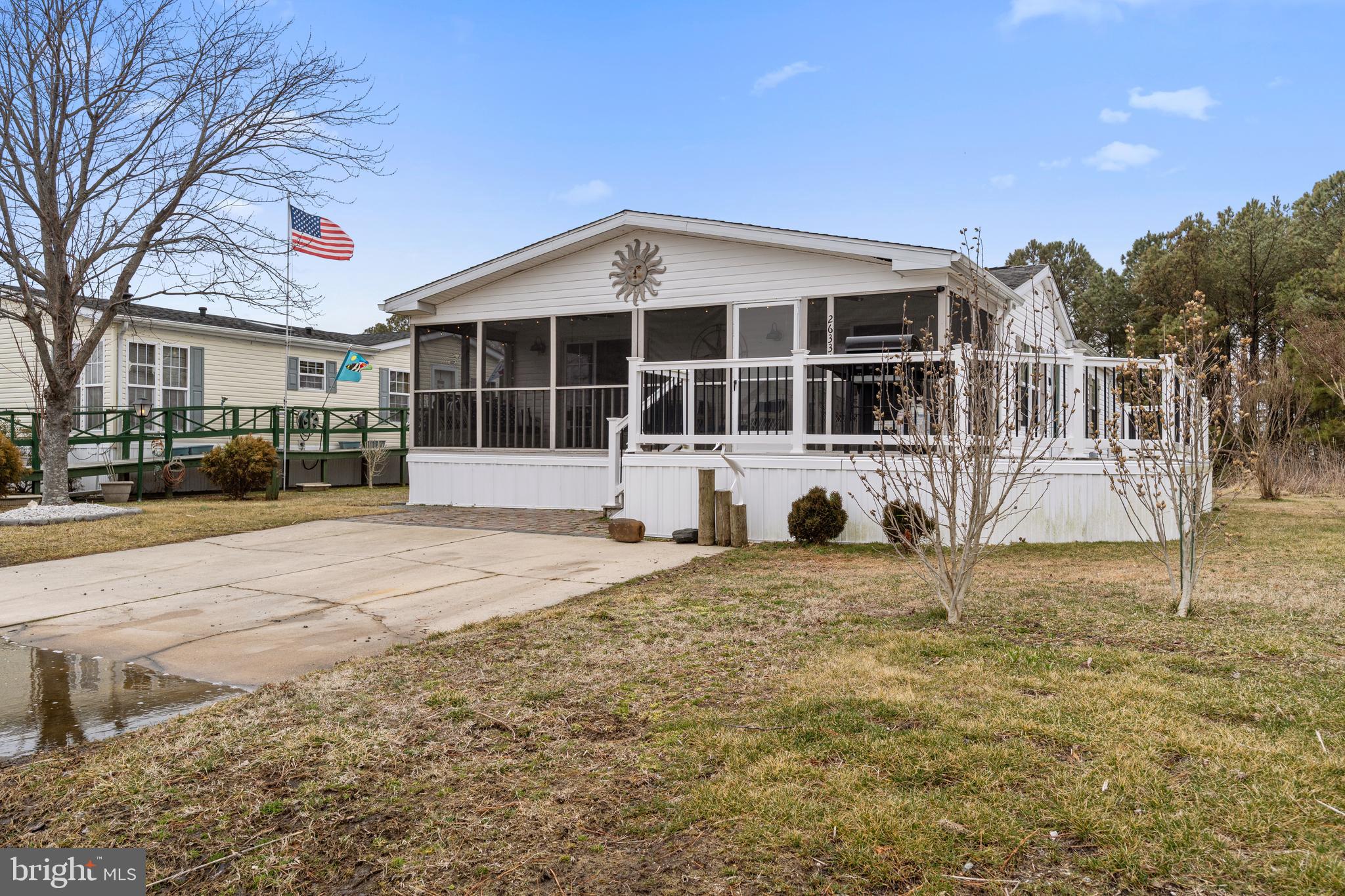 MARINERS COVE - Residential