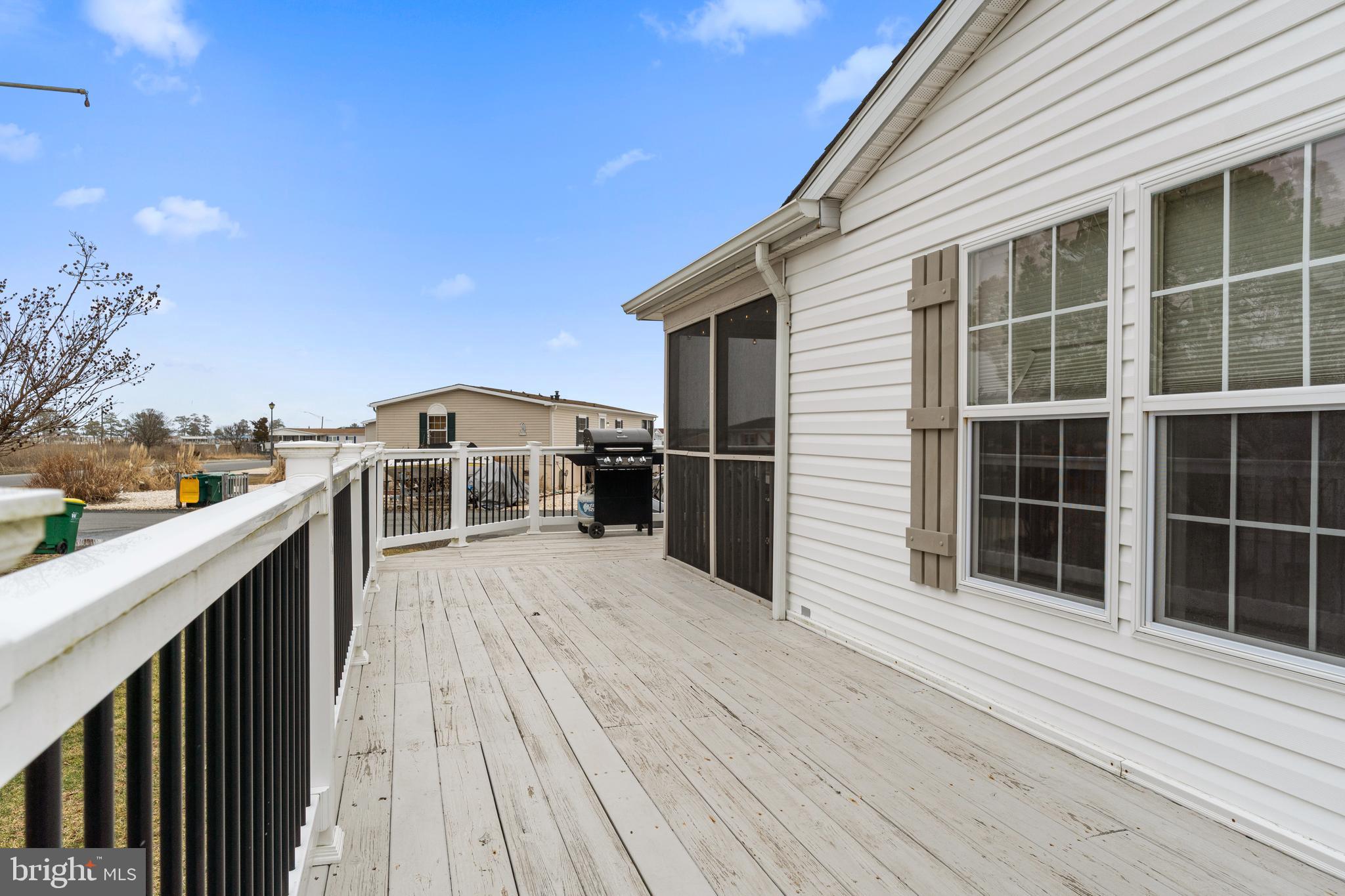MARINERS COVE - Residential
