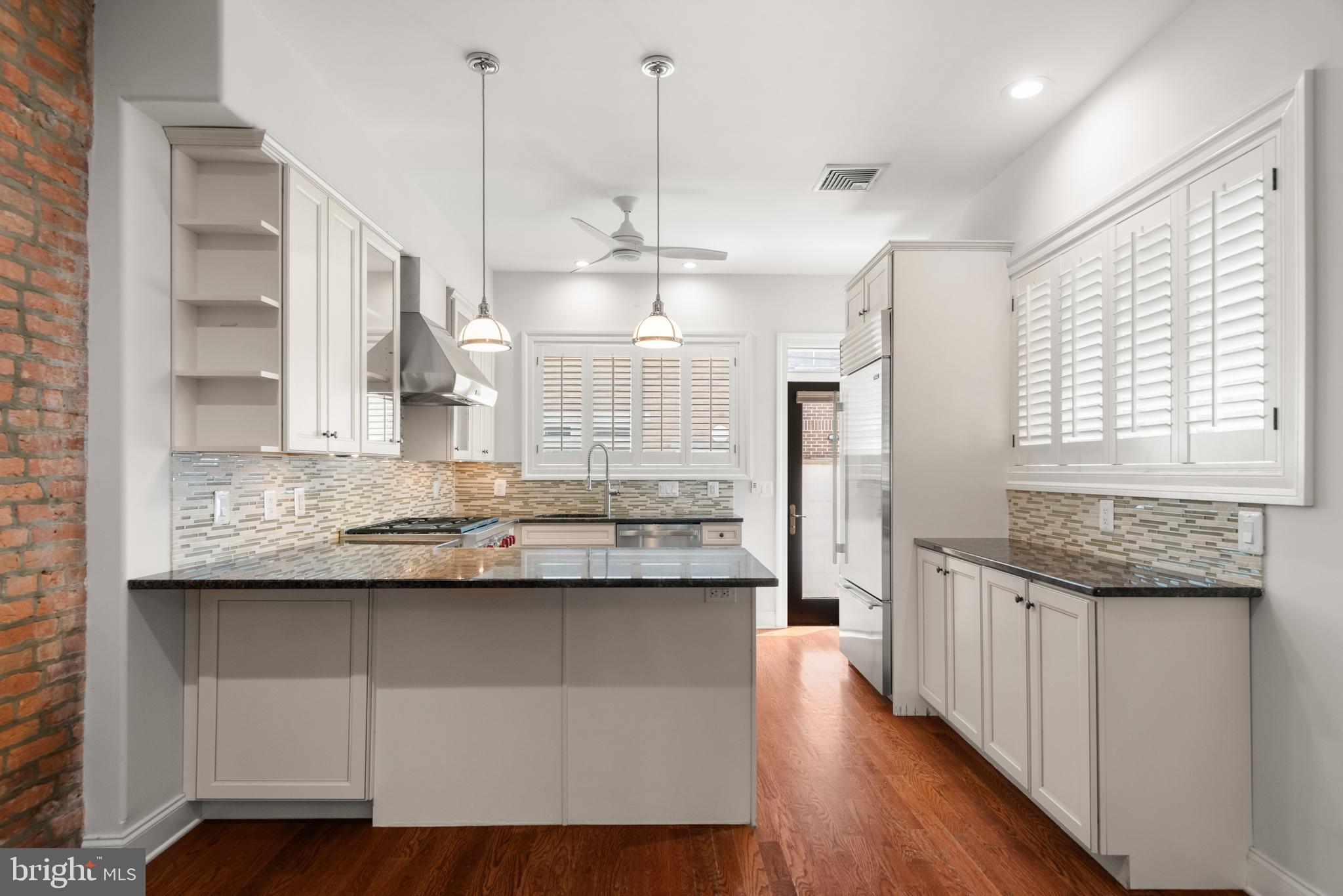 BELLA VISTA - Residential