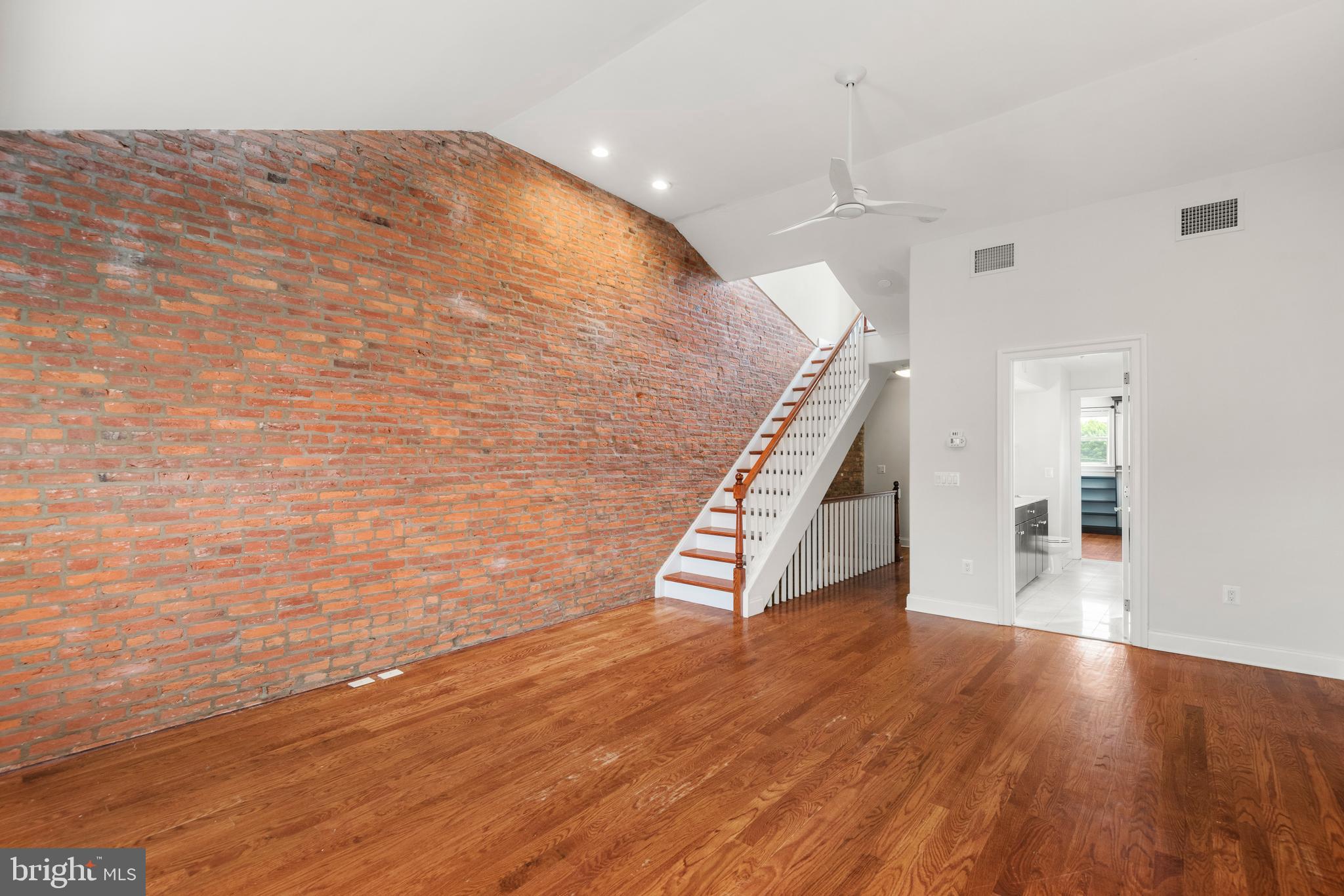 BELLA VISTA - Residential