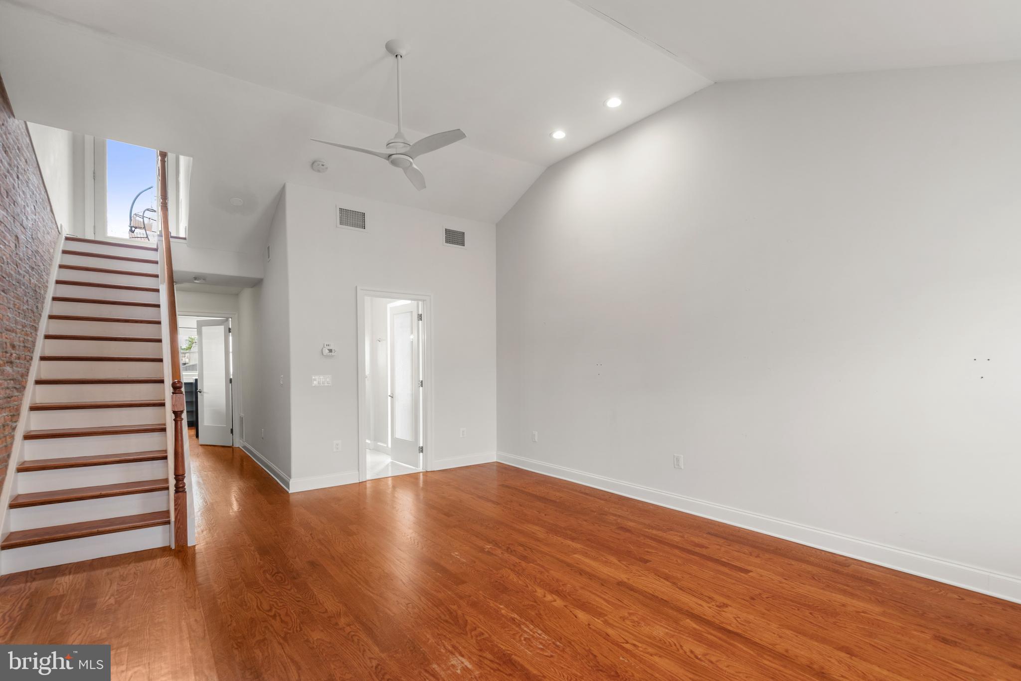 BELLA VISTA - Residential