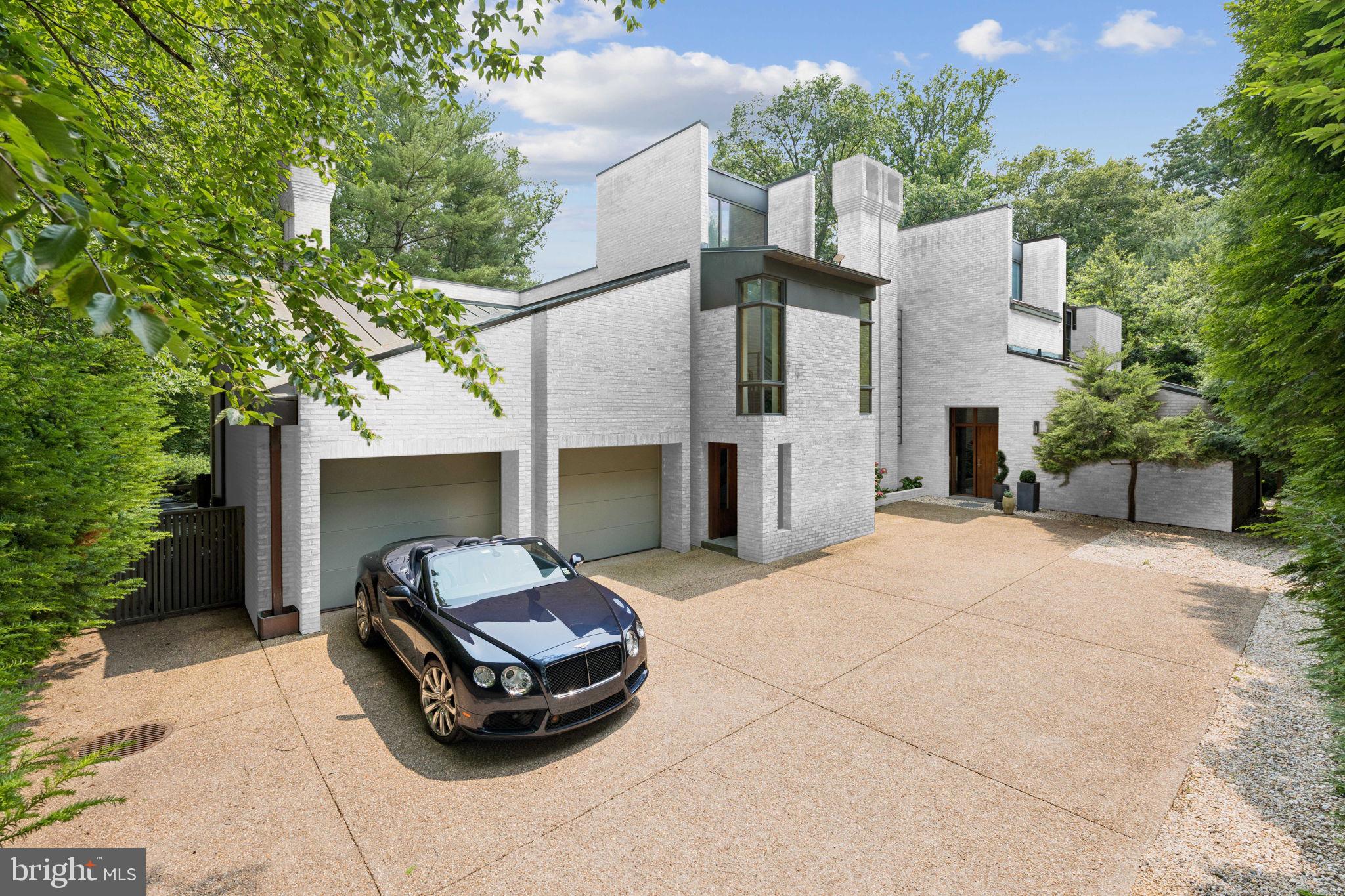 ARLINGWOOD - Residential