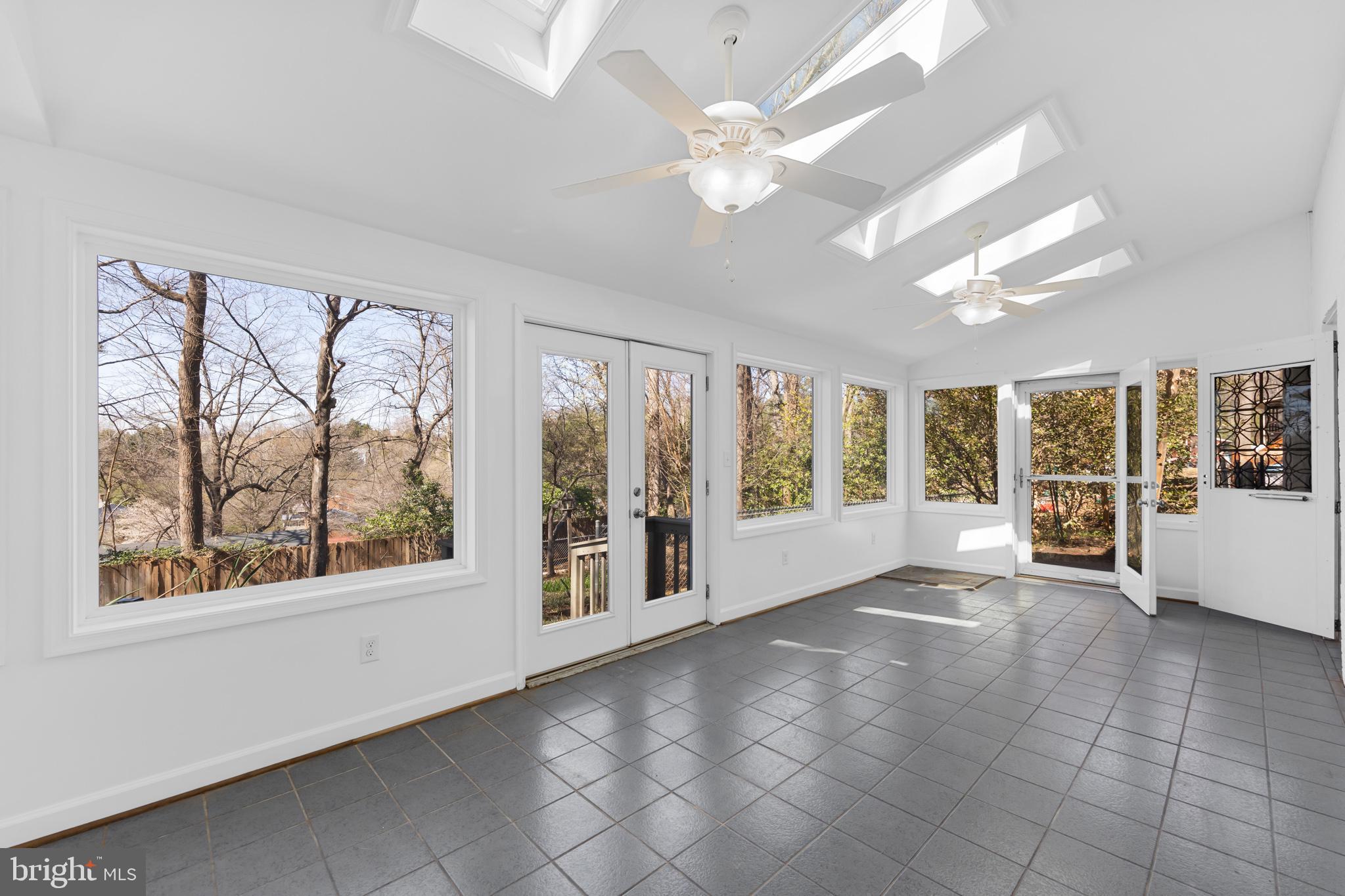 GREENBRIER - Residential
