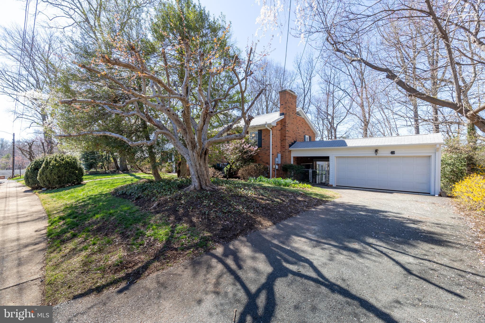 GREENBRIER - Residential