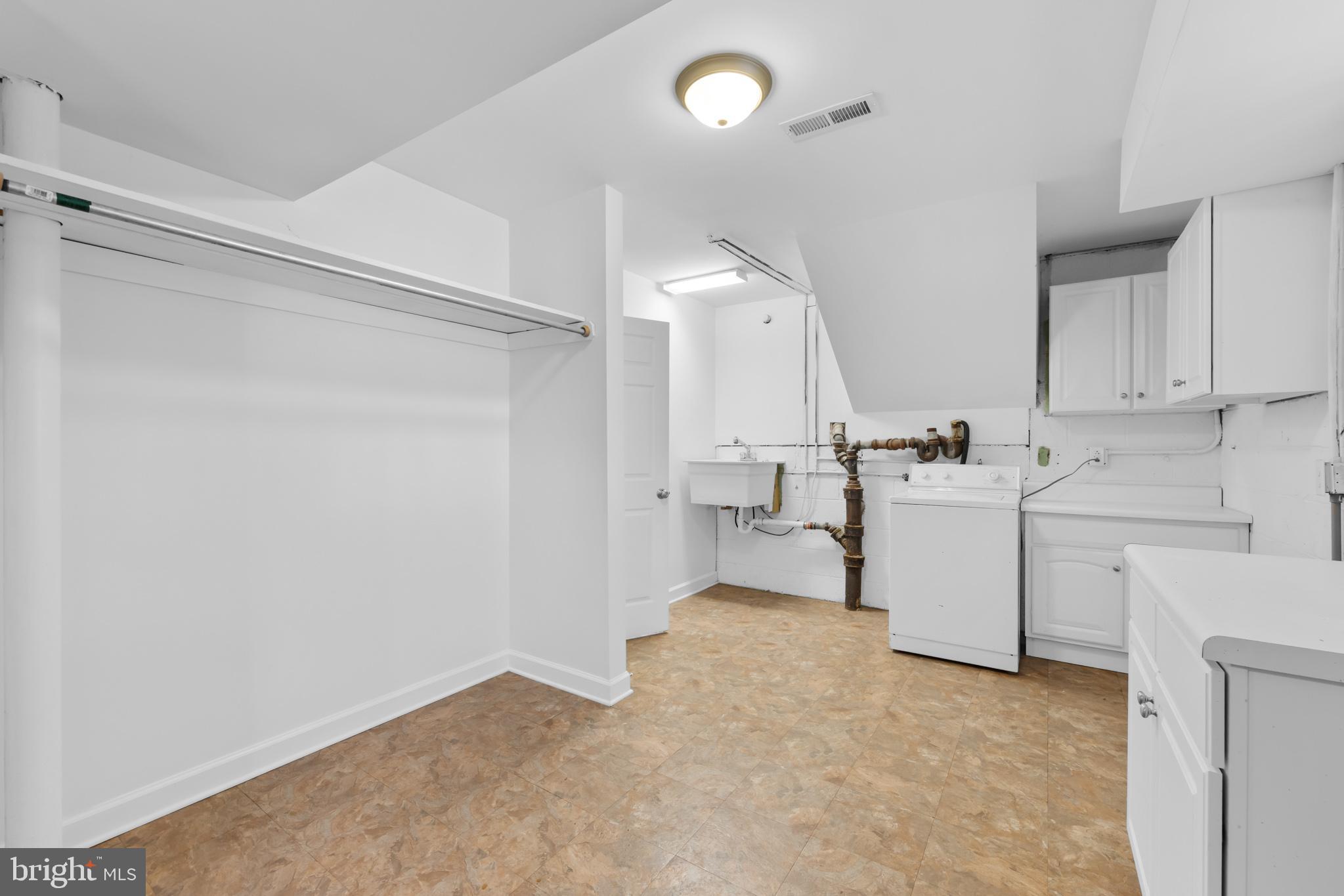 GREENBRIER - Residential