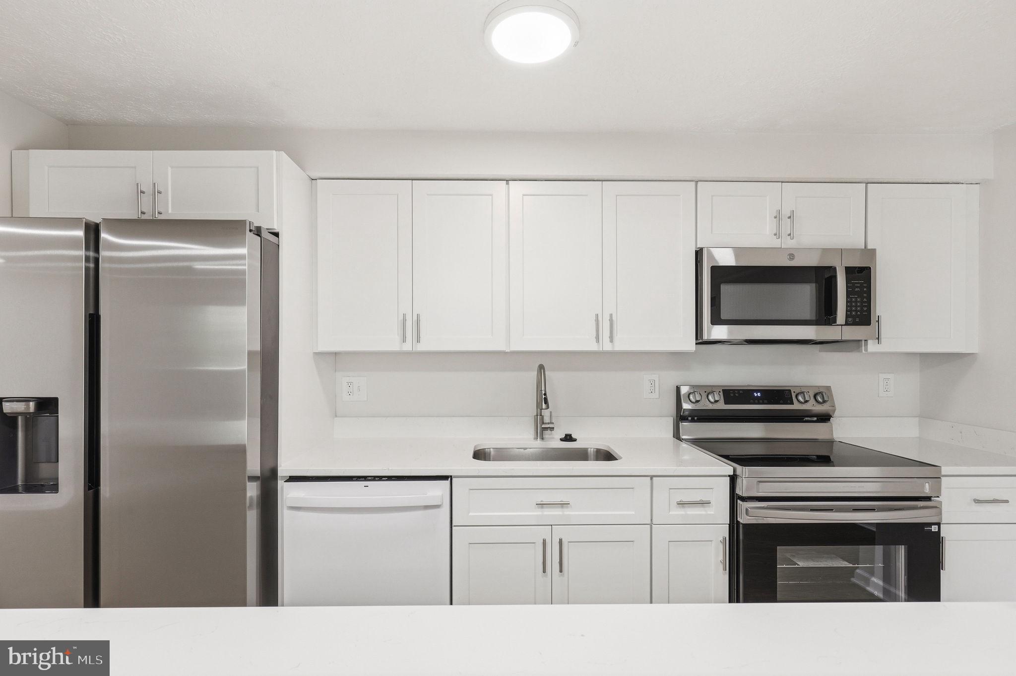 GREENFIELD COMMONS - Residential