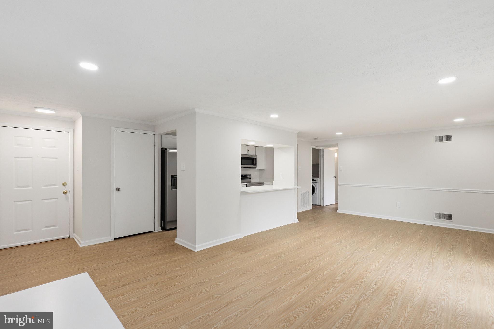 GREENFIELD COMMONS - Residential