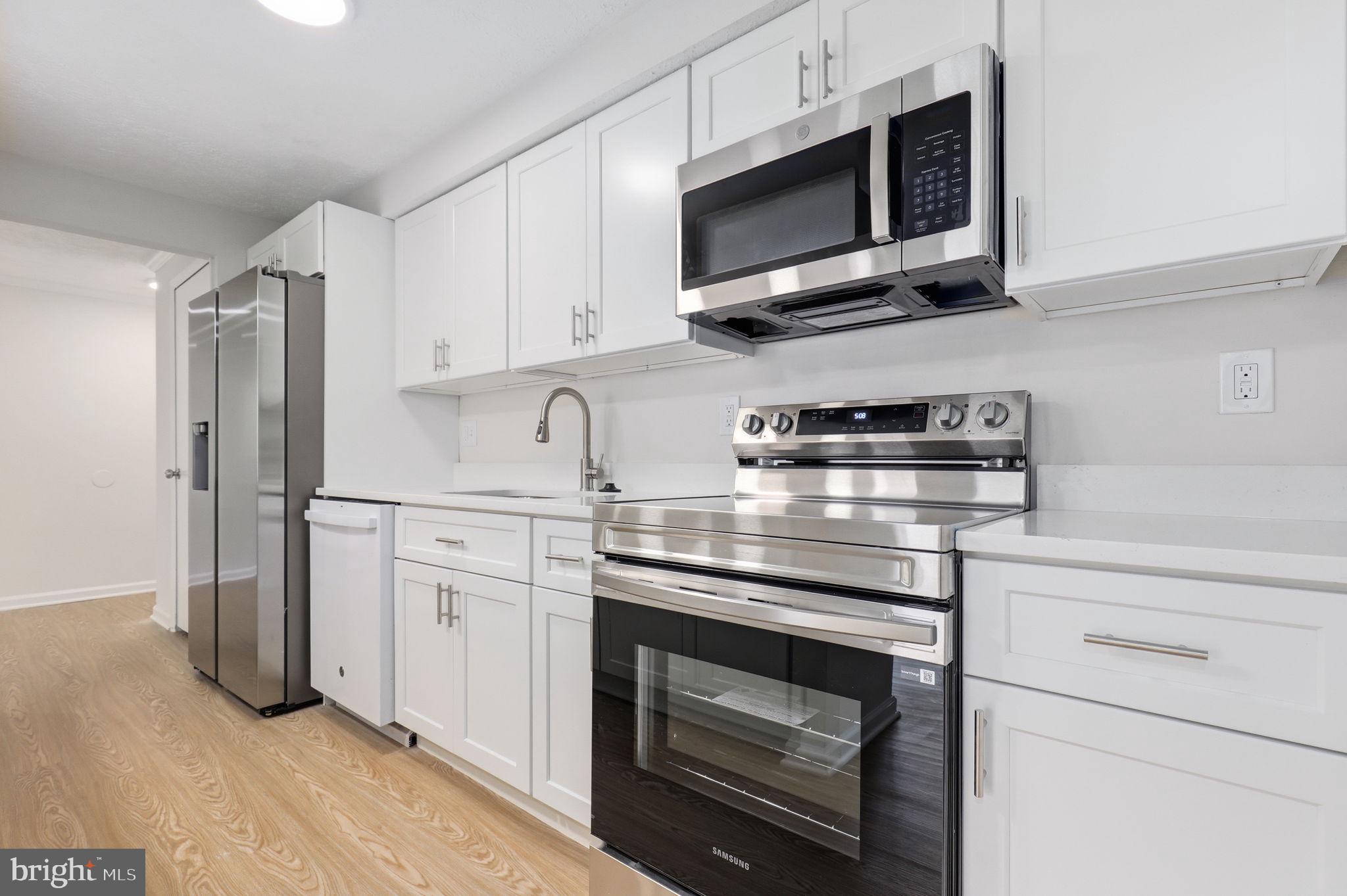 GREENFIELD COMMONS - Residential