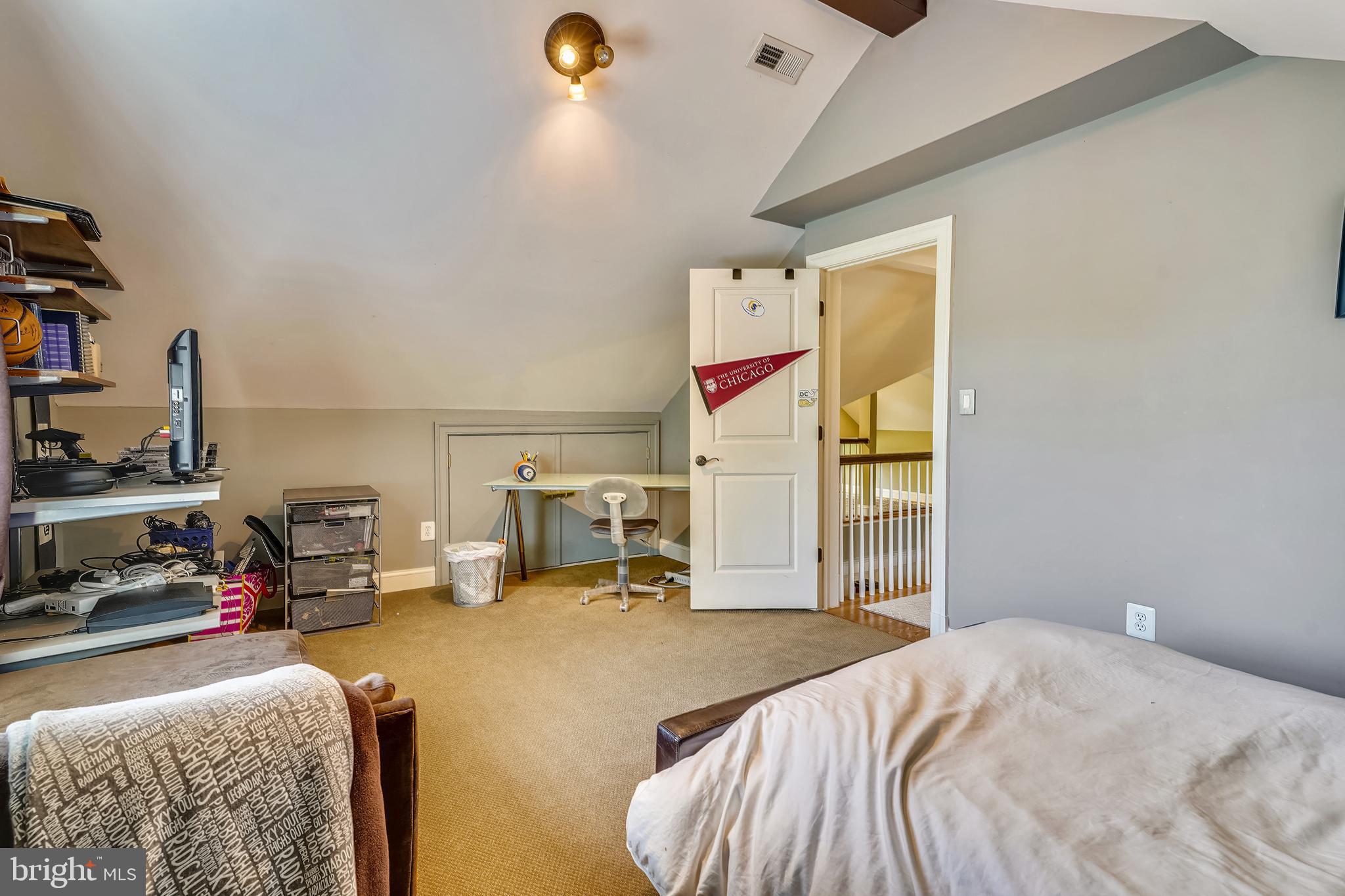 ROSEMONT PARK - Residential