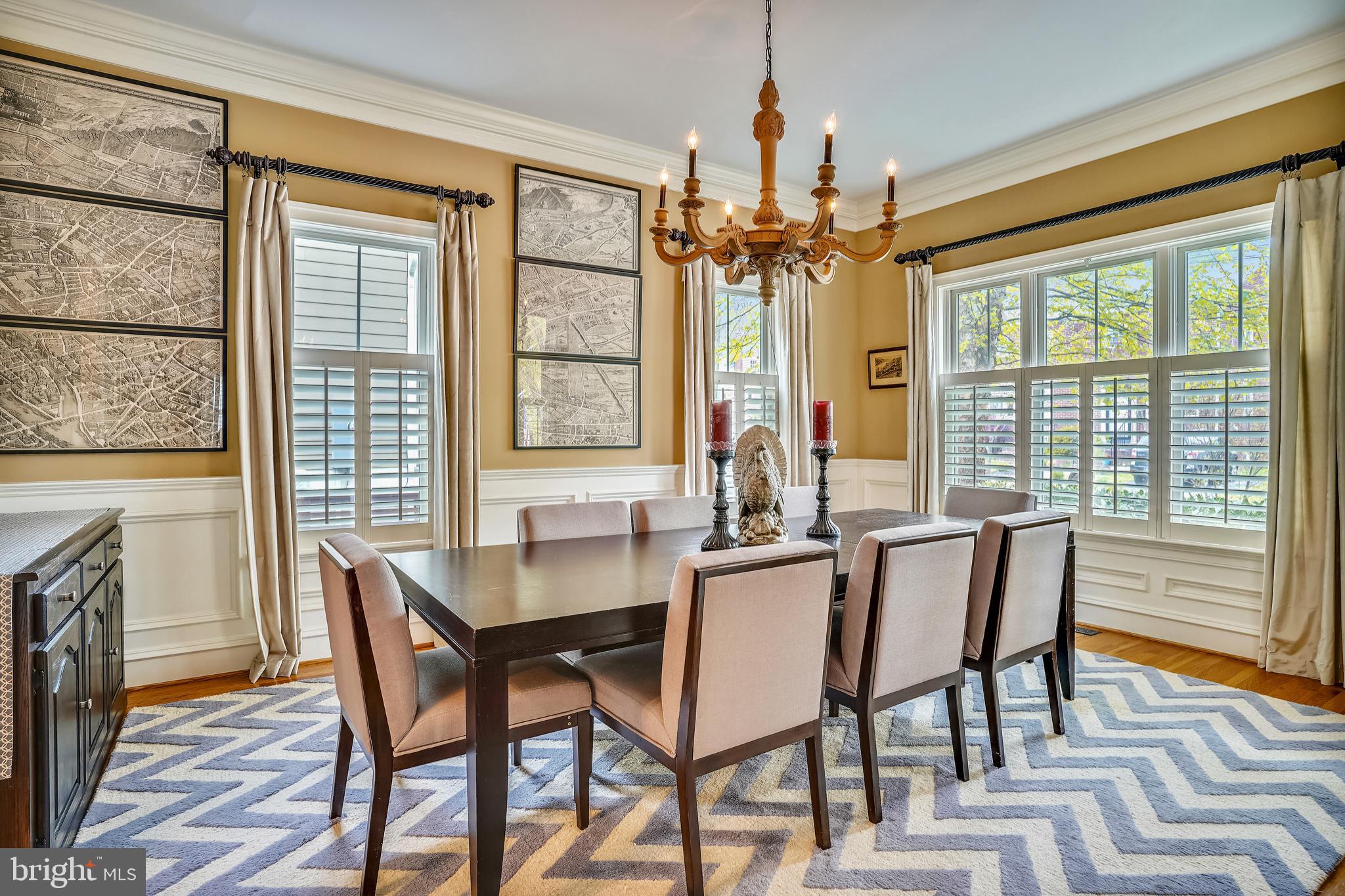 ROSEMONT PARK - Residential
