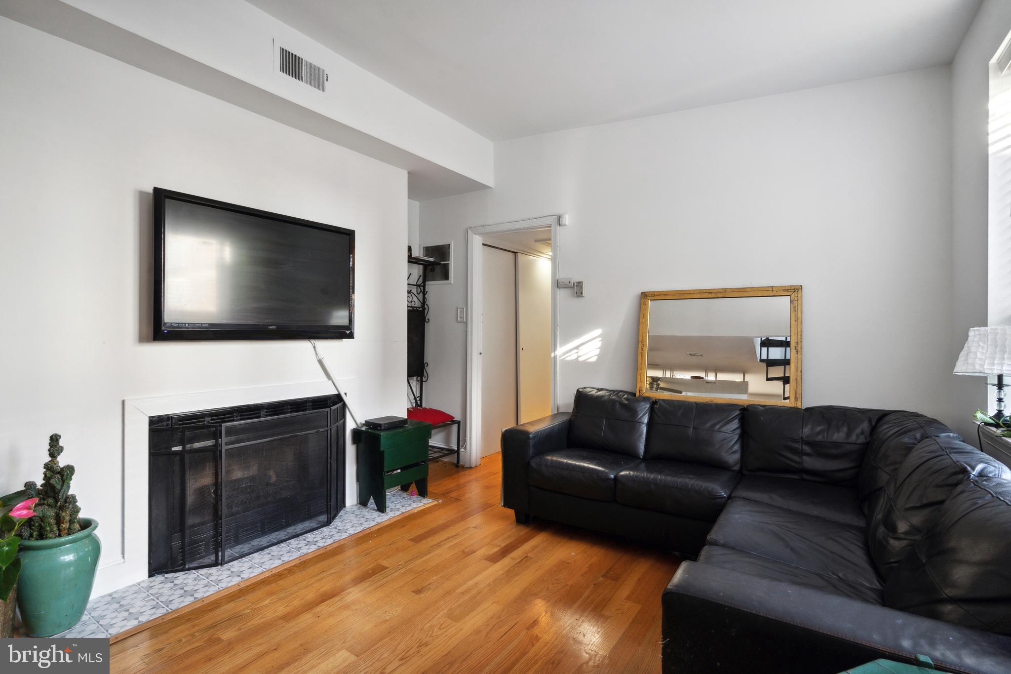 ART MUSEUM AREA - Residential