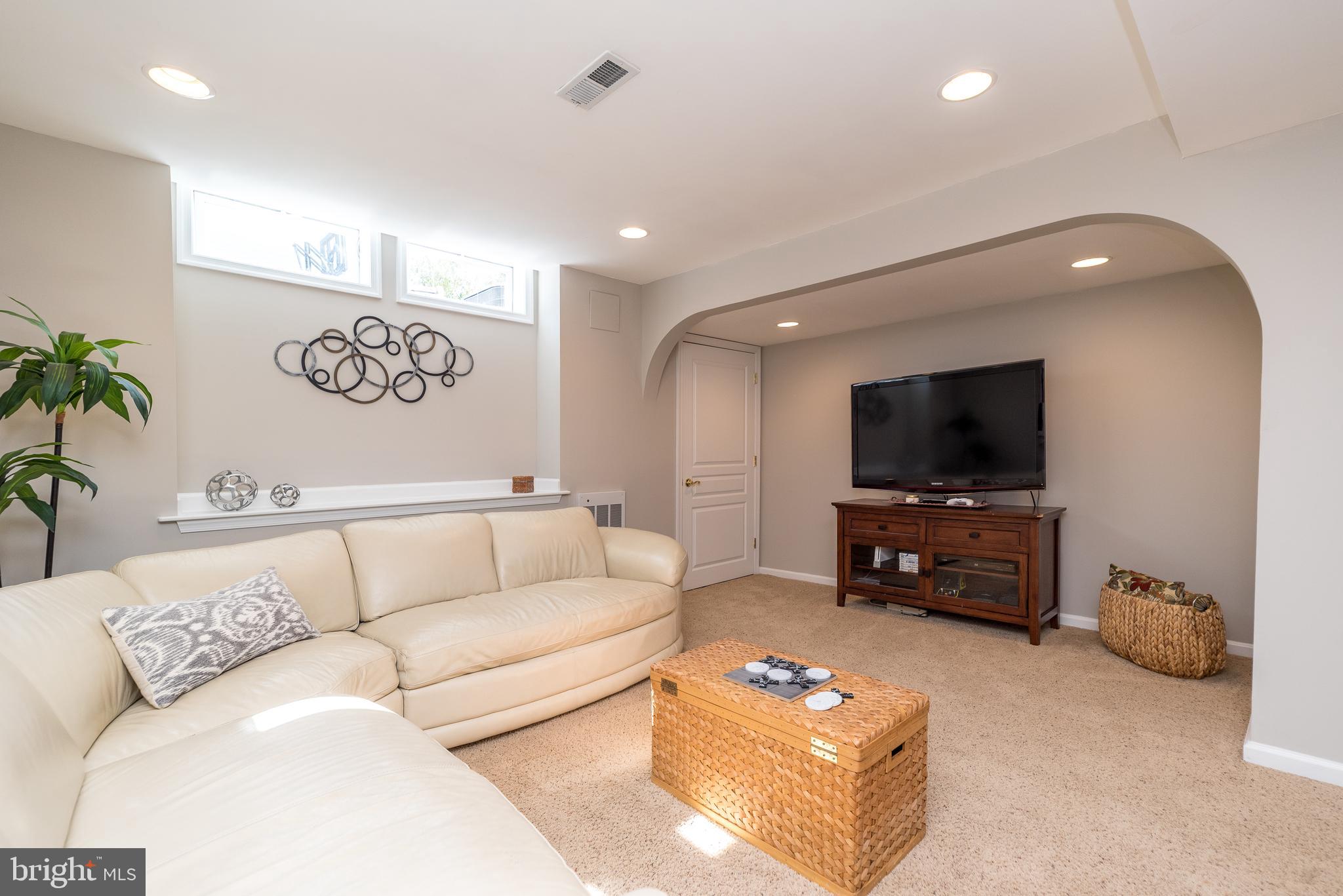 CHESTNUT CREEK - Residential