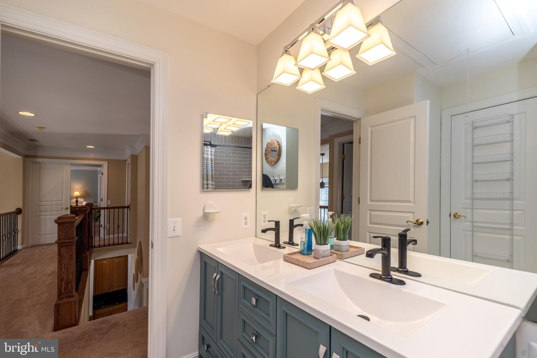 CHESTNUT CREEK - Residential