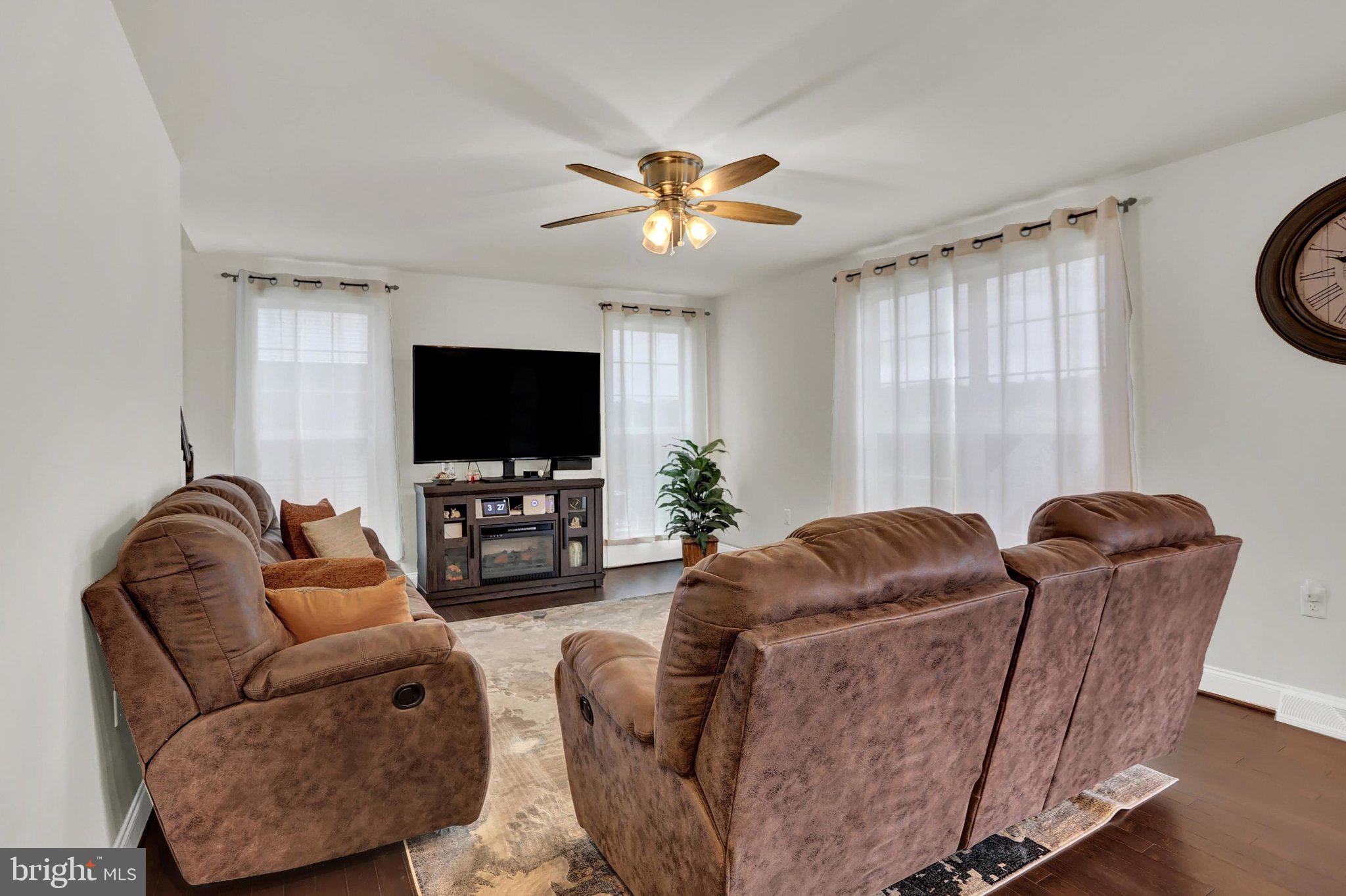 HIGHLANDS OF YORK HAVEN - Residential