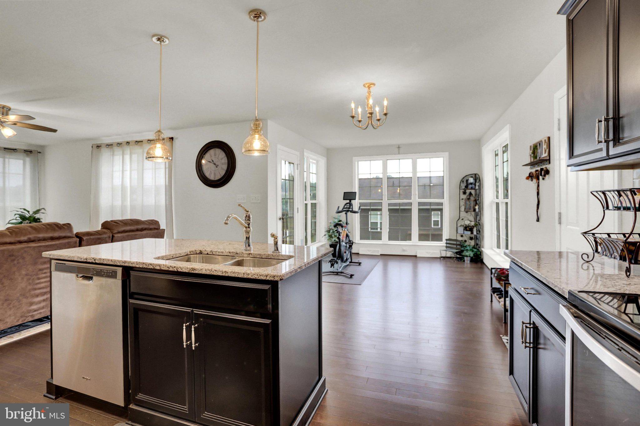 HIGHLANDS OF YORK HAVEN - Residential