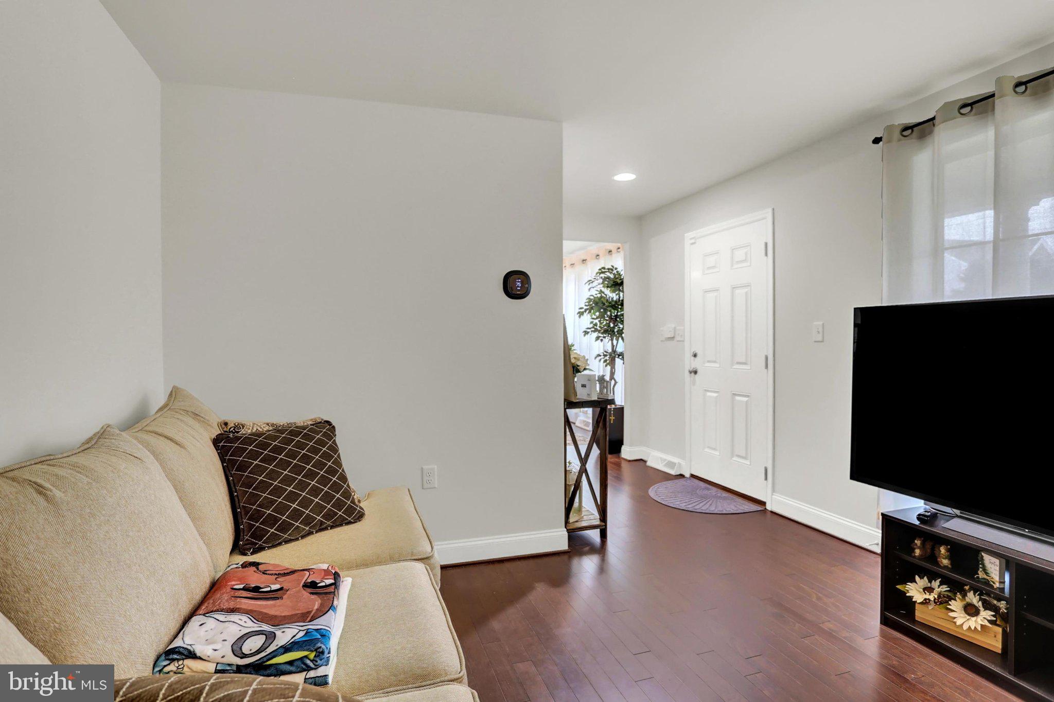 HIGHLANDS OF YORK HAVEN - Residential
