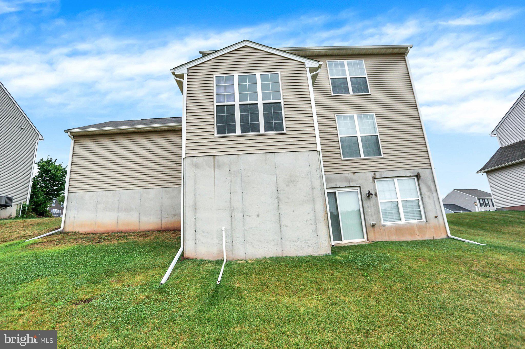 HIGHLANDS OF YORK HAVEN - Residential