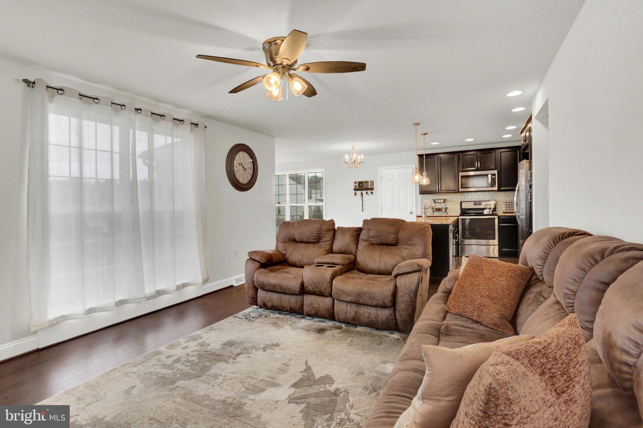 HIGHLANDS OF YORK HAVEN - Residential