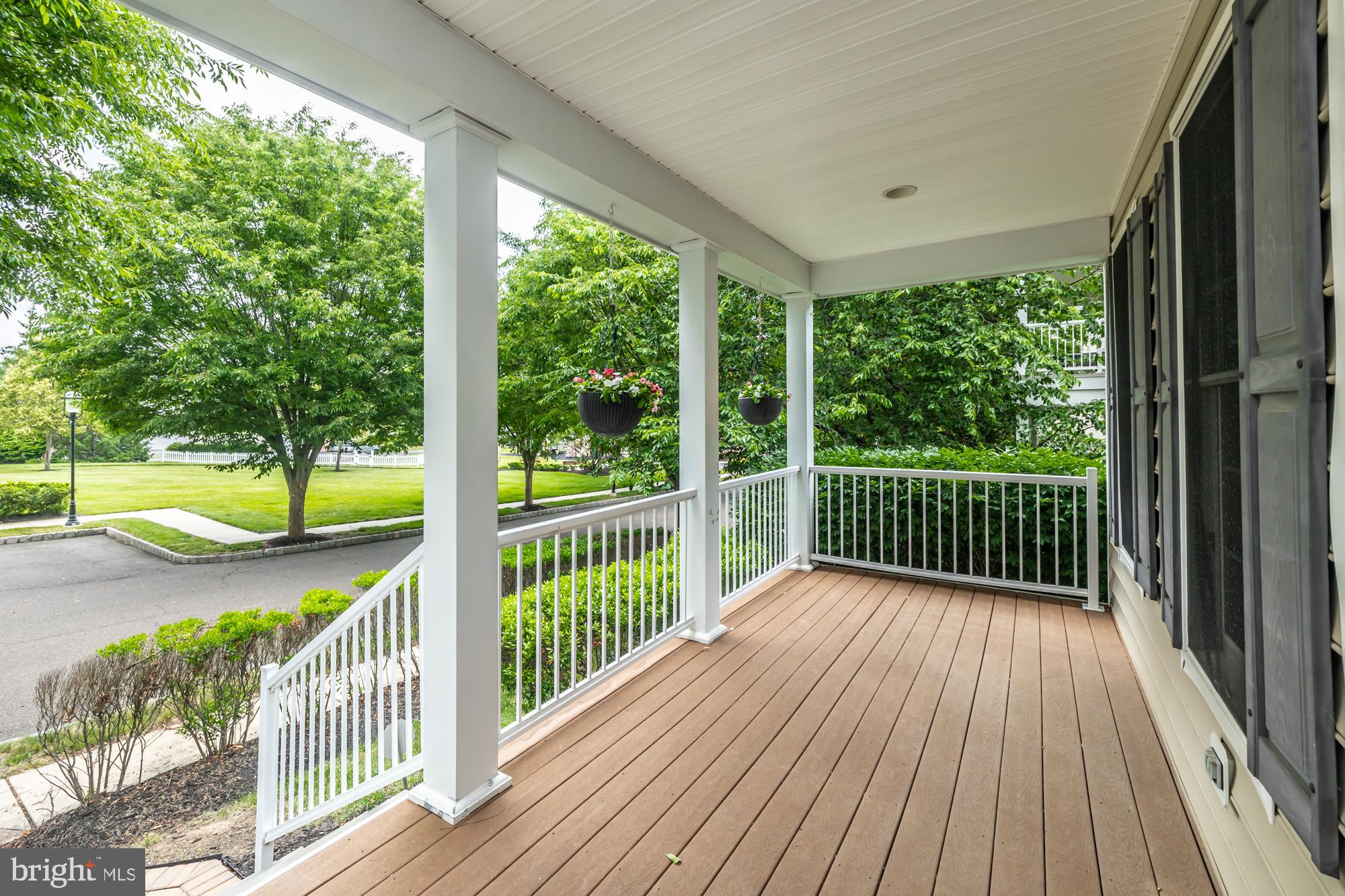 NEW BRITAIN WALK - Residential