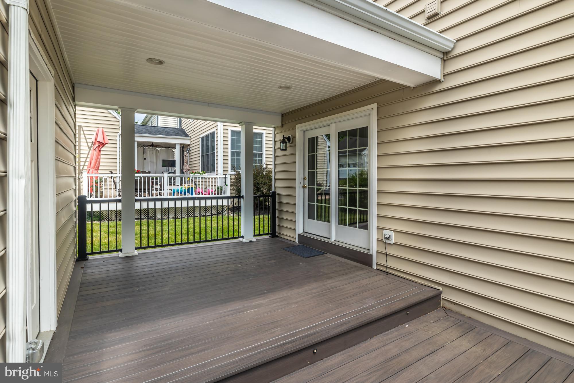 NEW BRITAIN WALK - Residential