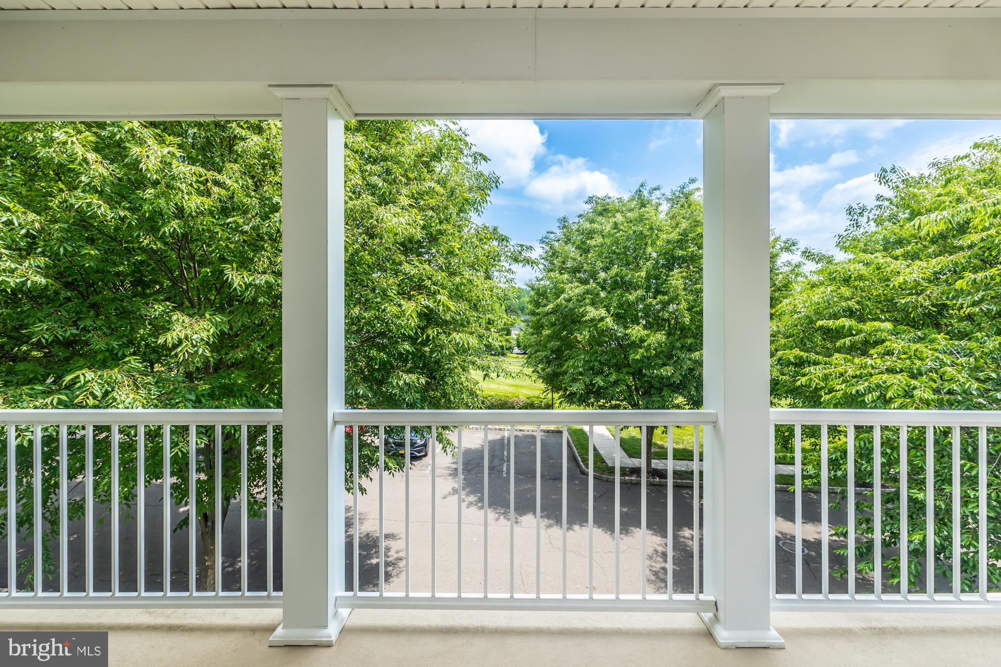 NEW BRITAIN WALK - Residential