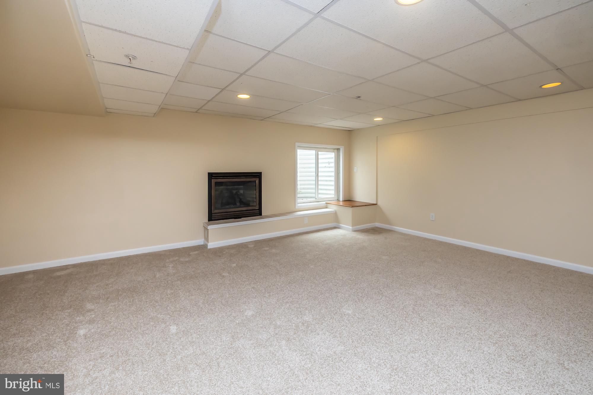 NEW BRITAIN WALK - Residential