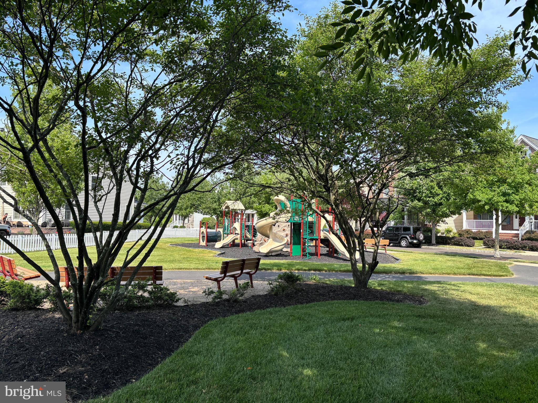 NEW BRITAIN WALK - Residential