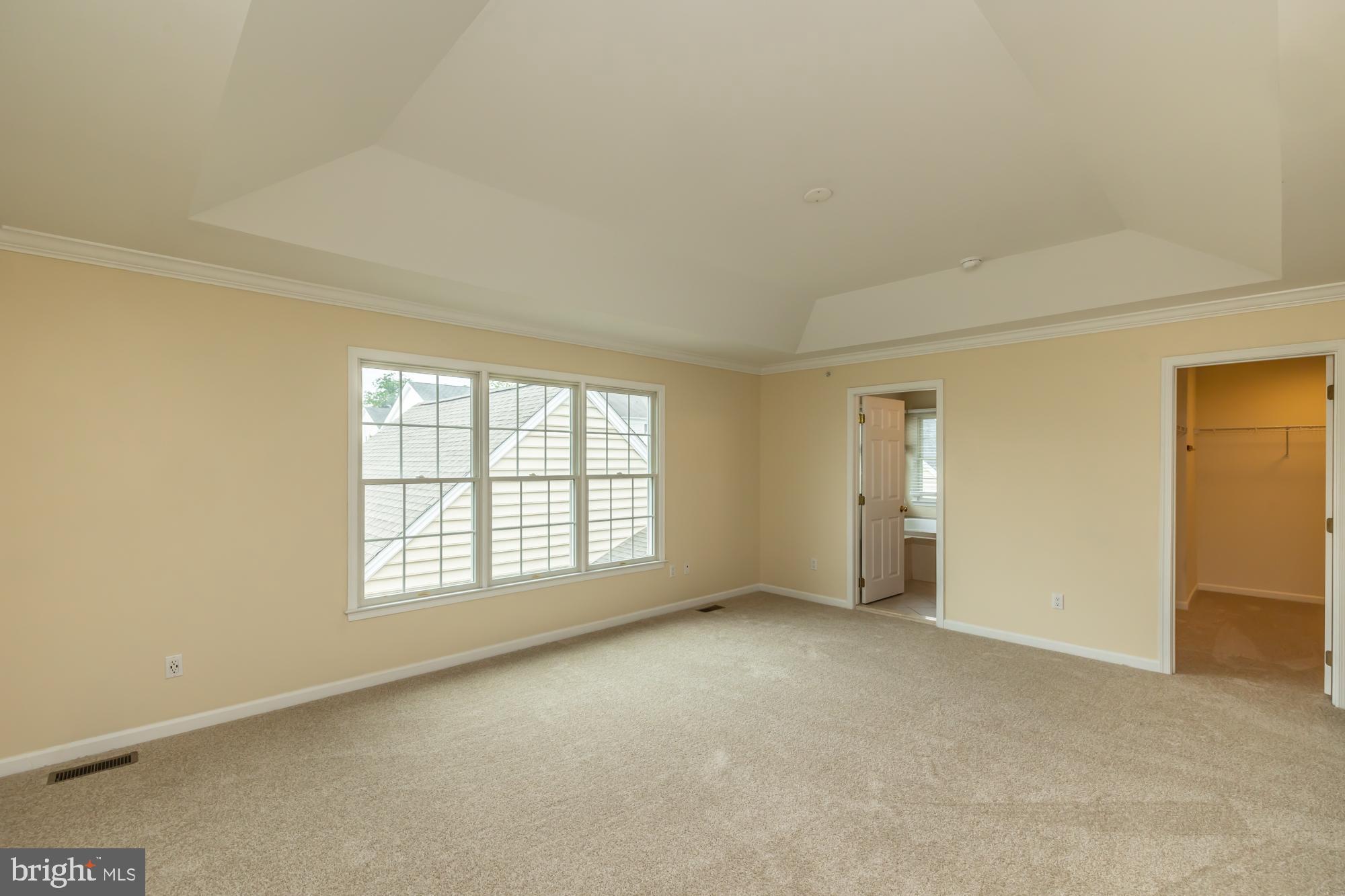 NEW BRITAIN WALK - Residential