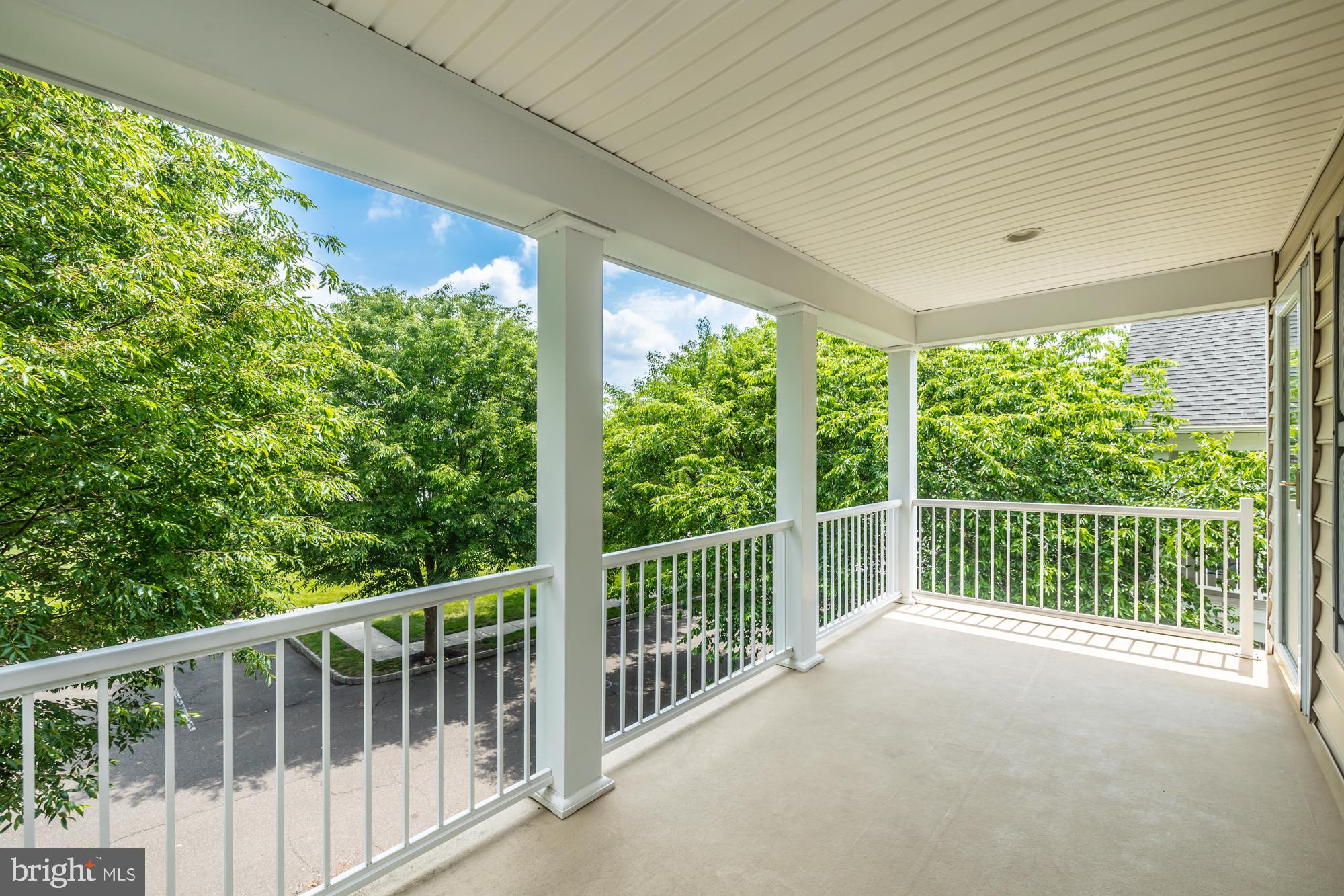 NEW BRITAIN WALK - Residential