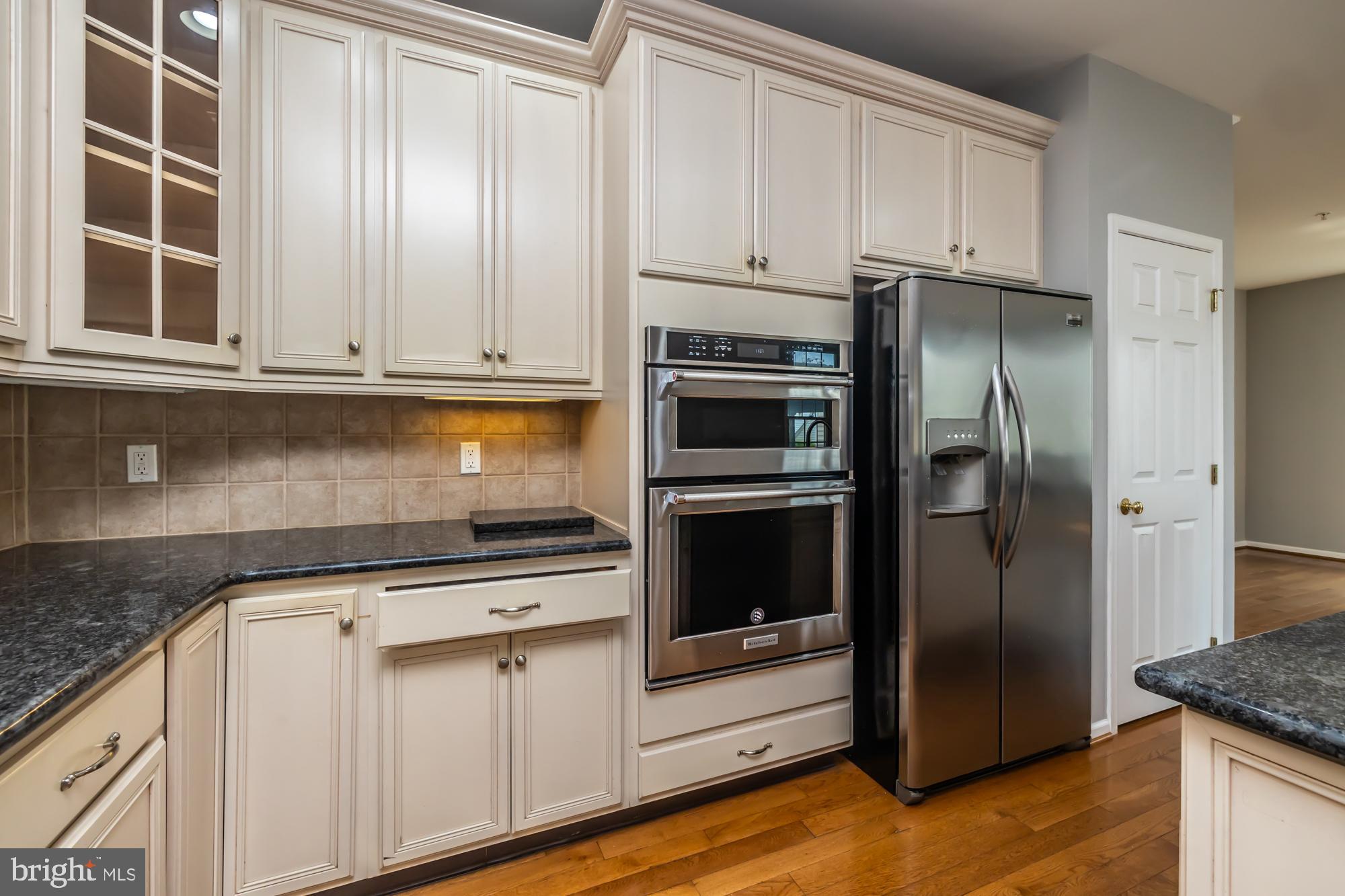 NEW BRITAIN WALK - Residential