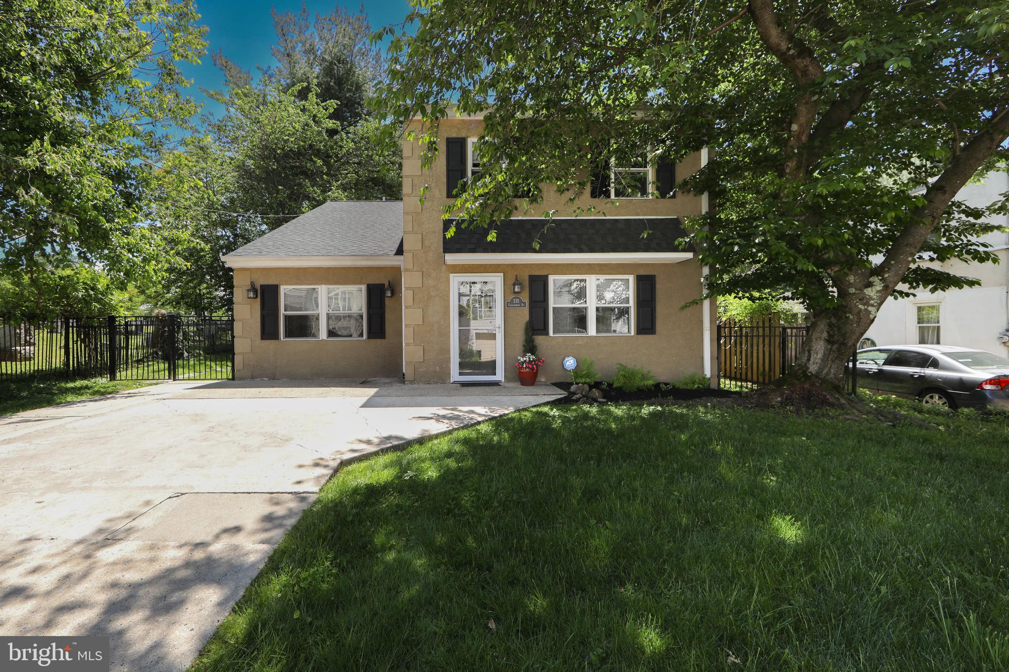 ROXBOROUGH - Residential
