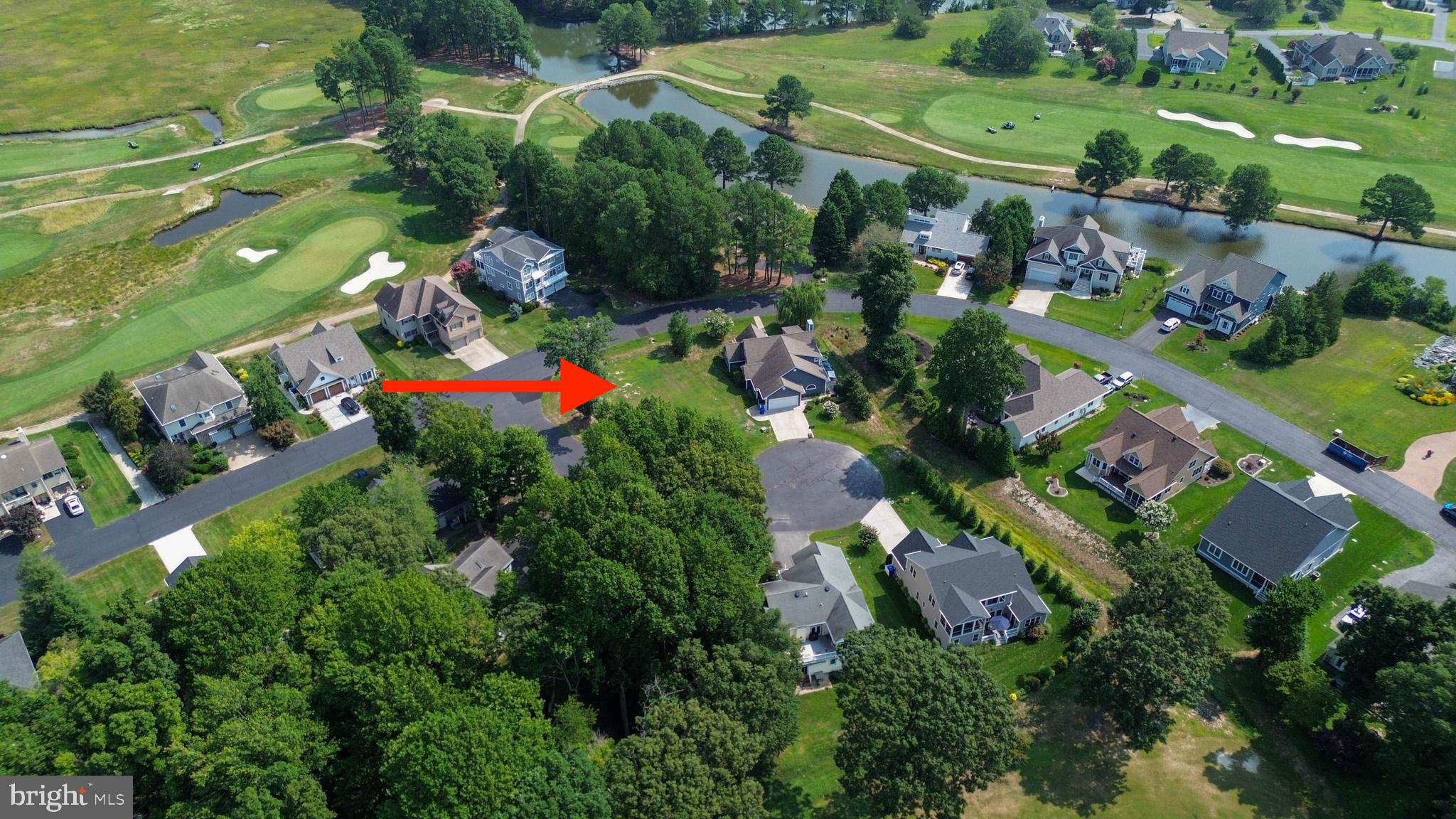 FAIRWAY VILLAS - Land