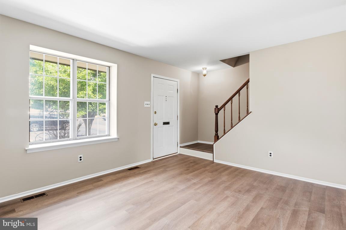 MONTGOMERY GLEN - Residential