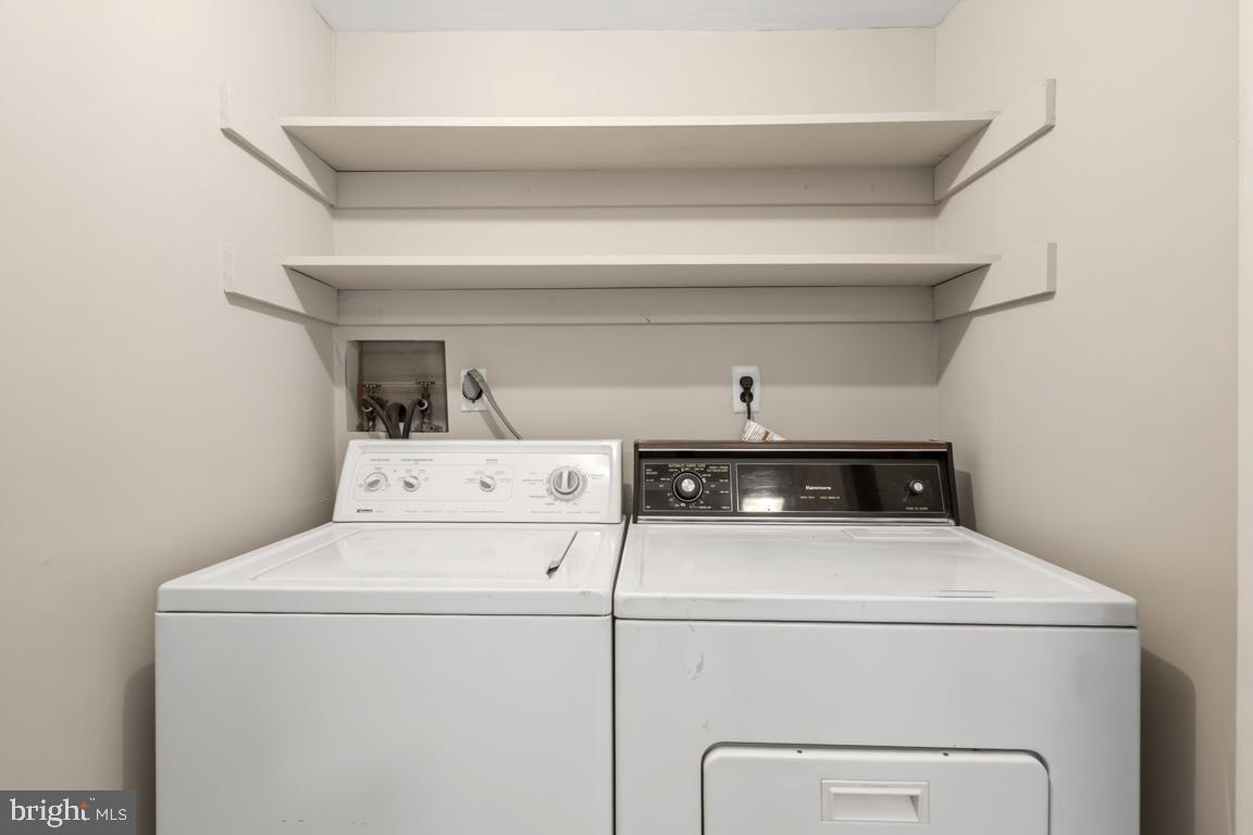MONTGOMERY GLEN - Residential