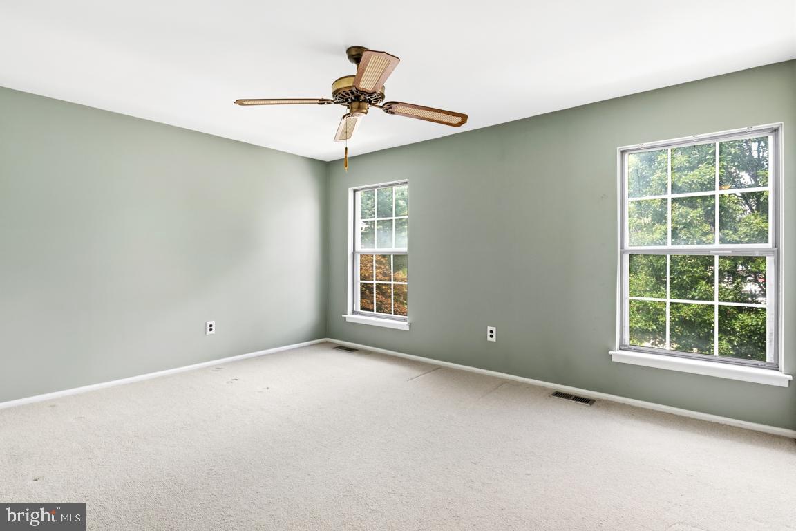 MONTGOMERY GLEN - Residential