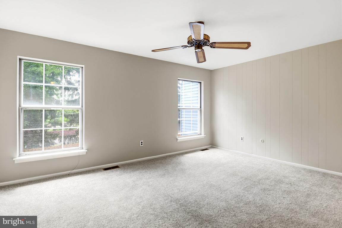 MONTGOMERY GLEN - Residential