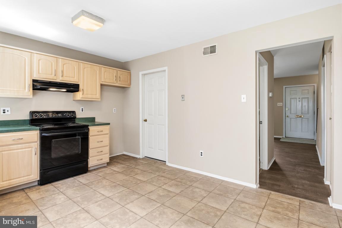 MONTGOMERY GLEN - Residential