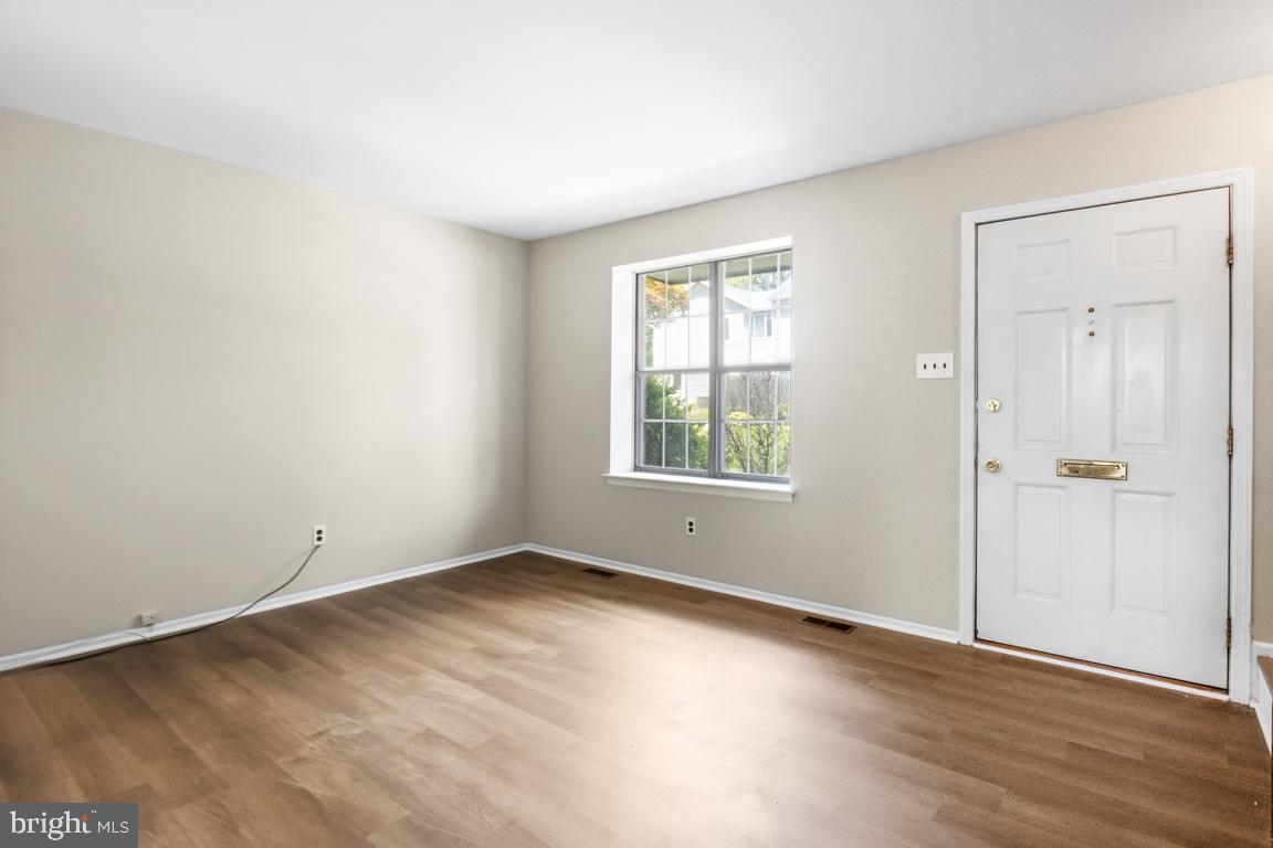 MONTGOMERY GLEN - Residential