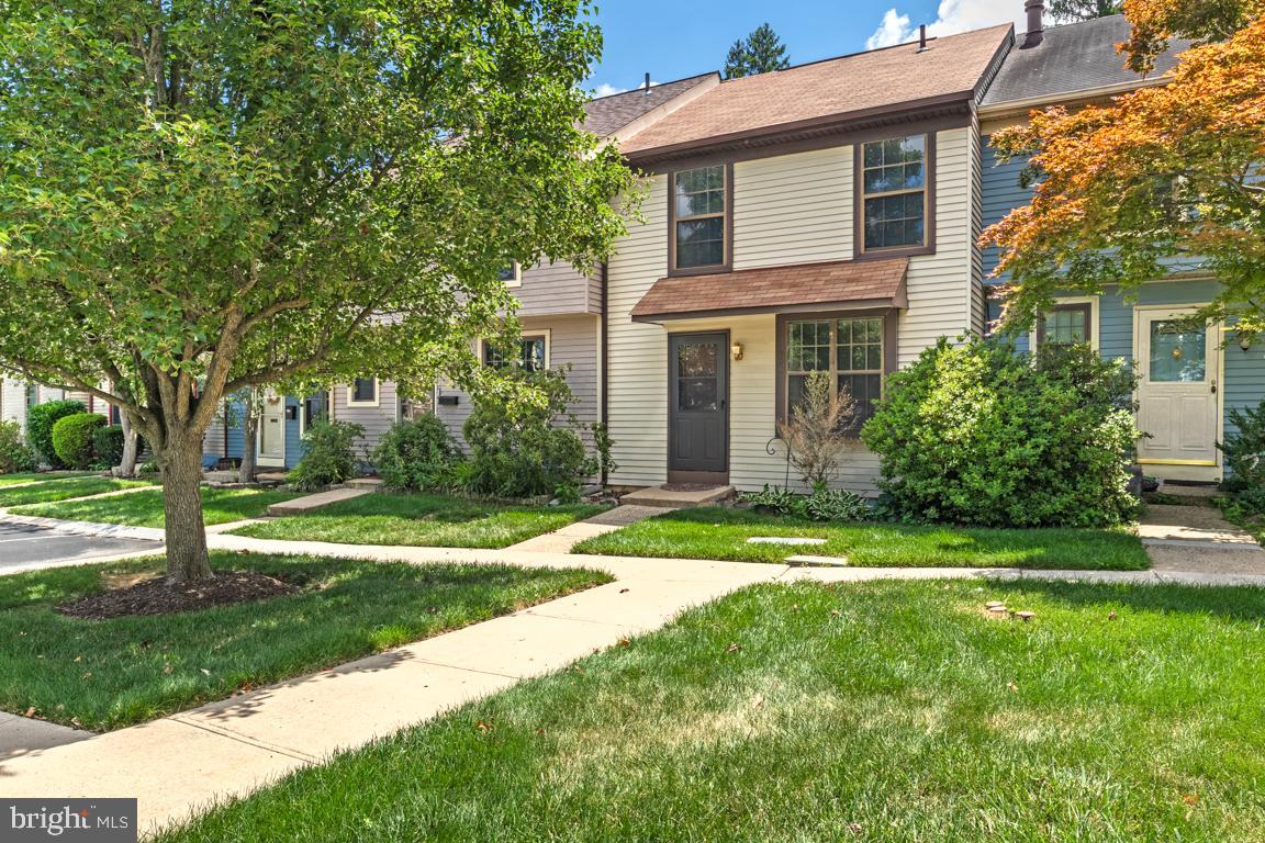 MONTGOMERY GLEN - Residential