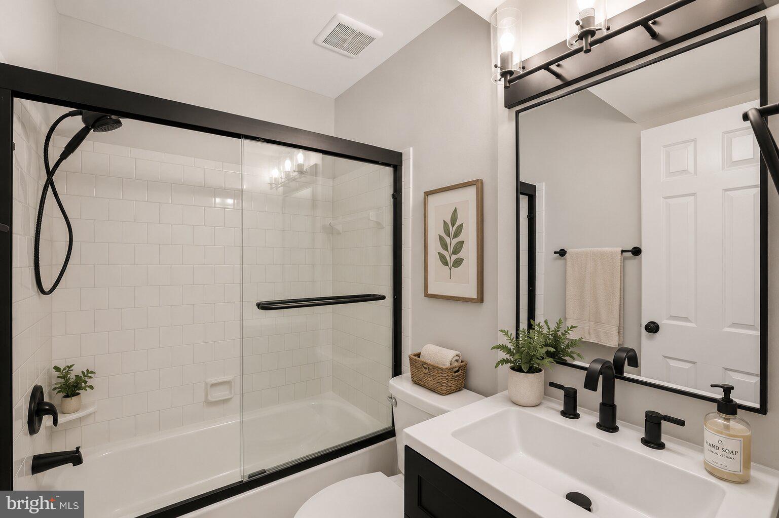 MONTGOMERY MEADOWS - Residential