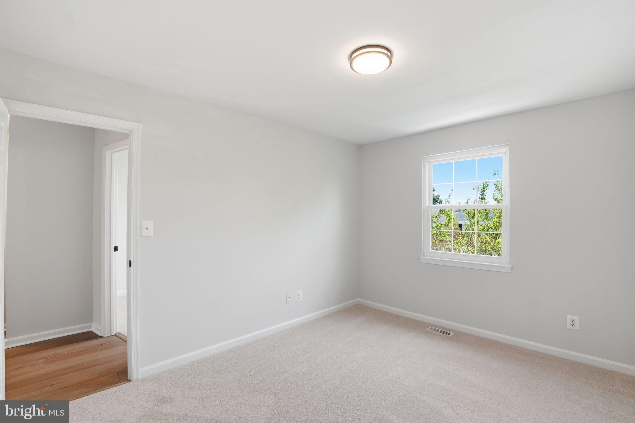 MONTGOMERY MEADOWS - Residential