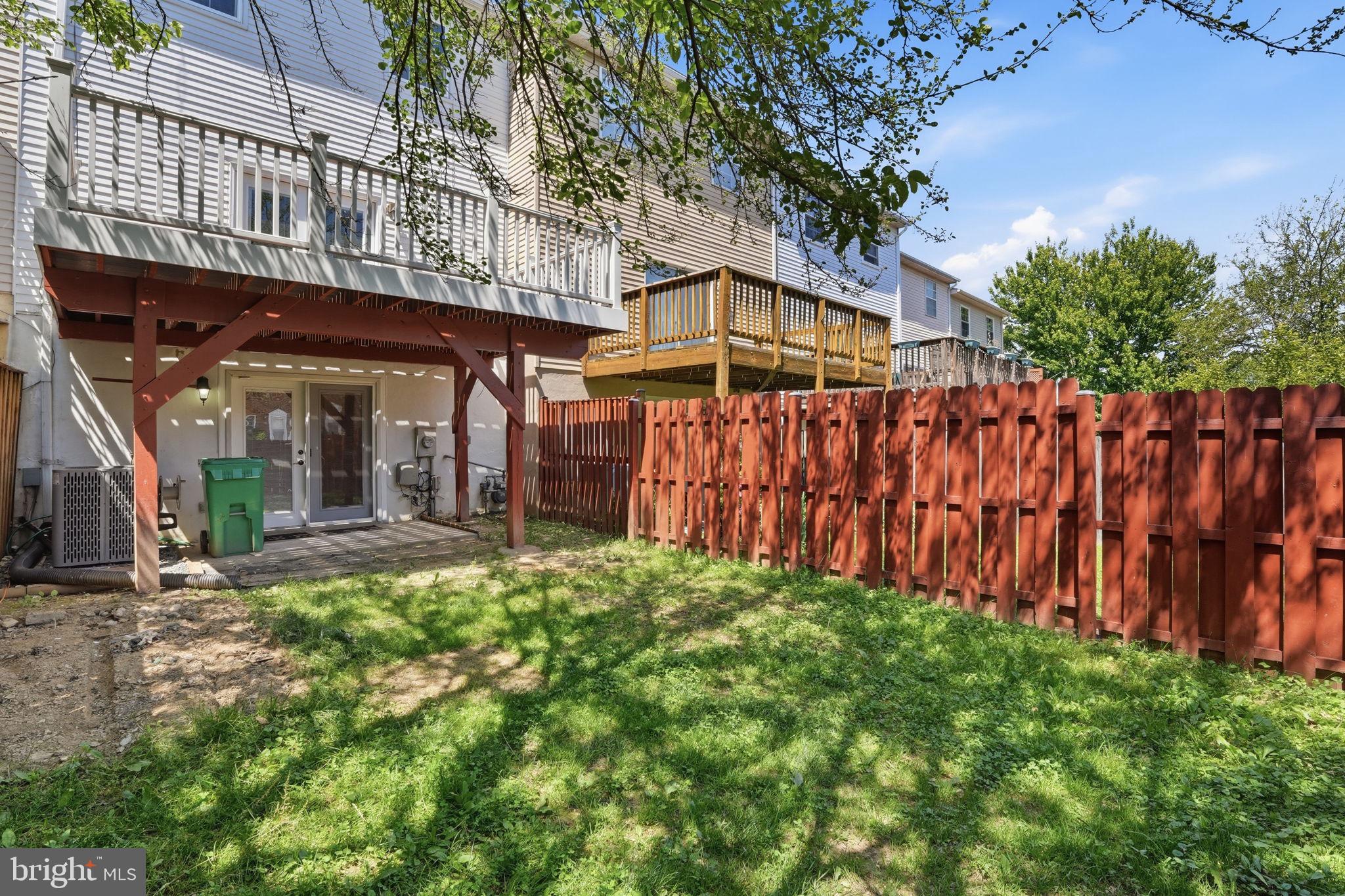 MONTGOMERY MEADOWS - Residential