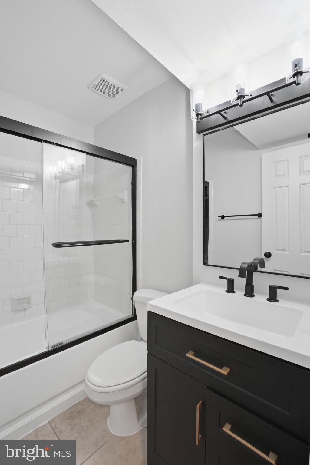 MONTGOMERY MEADOWS - Residential