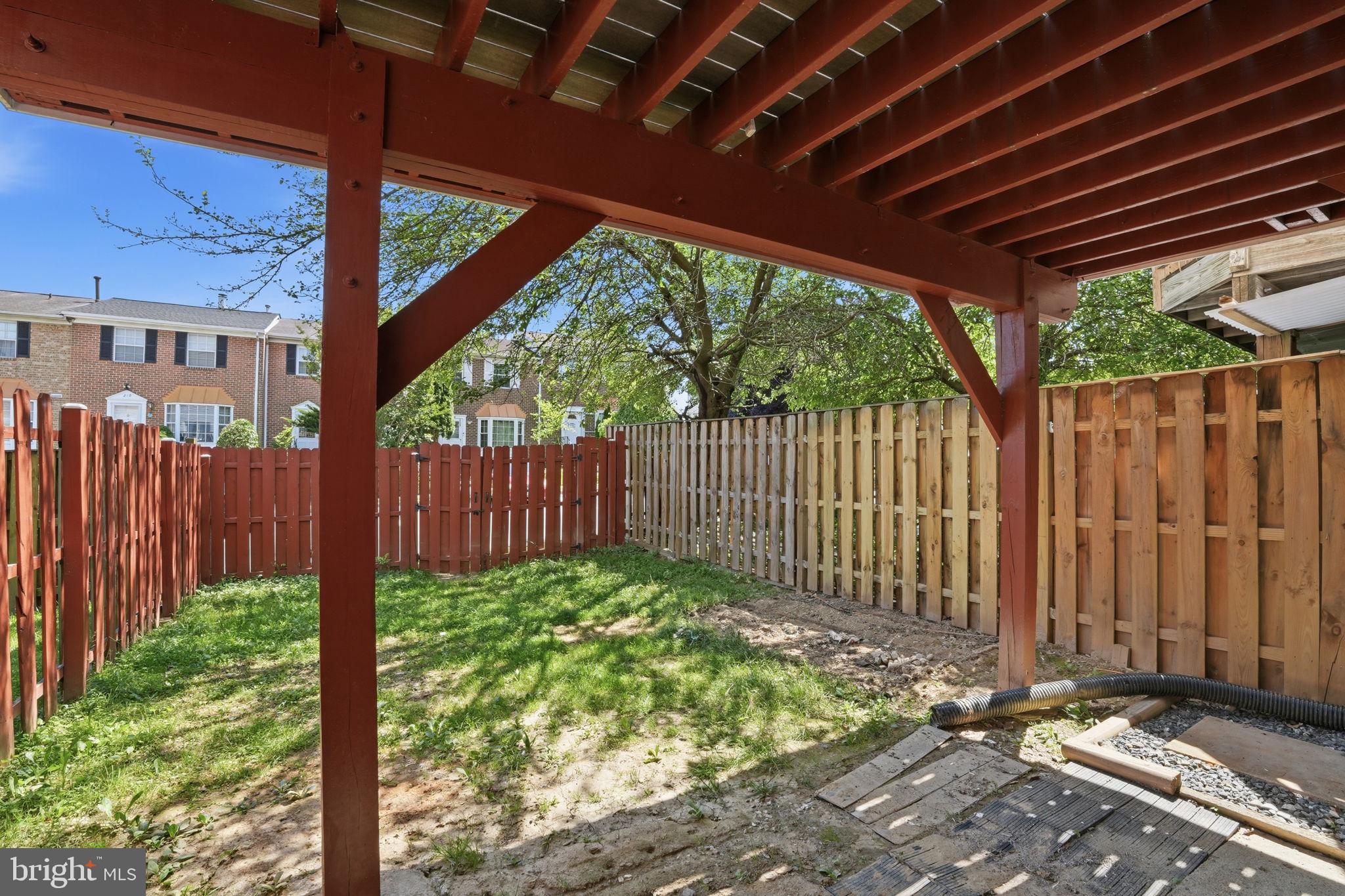 MONTGOMERY MEADOWS - Residential