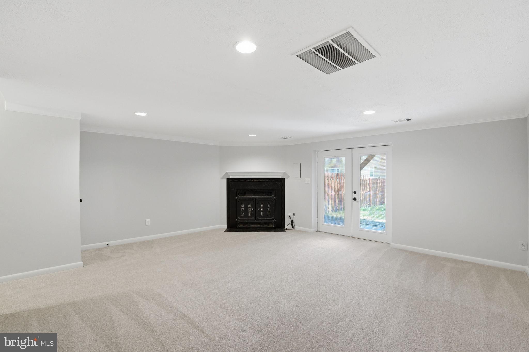 MONTGOMERY MEADOWS - Residential